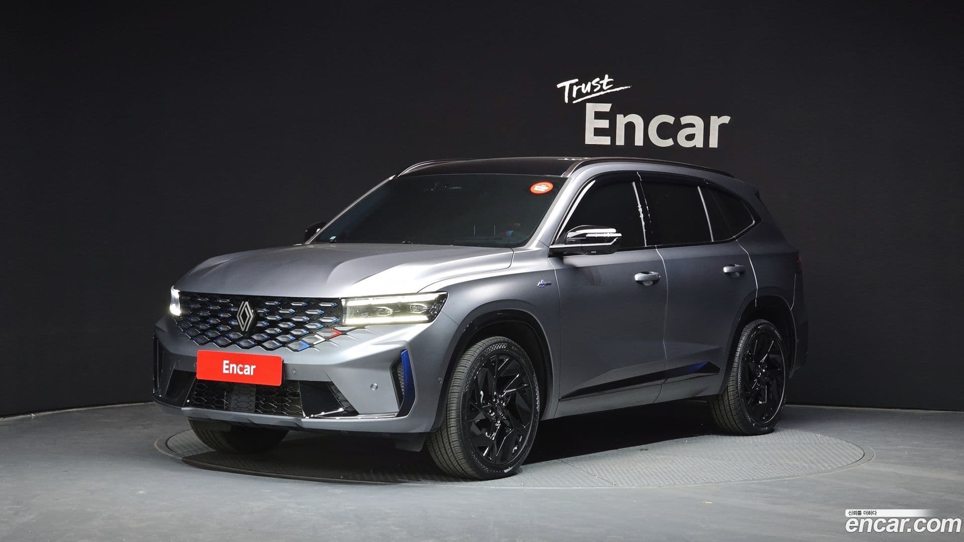 Main__Slider__Photo:Grand Koleos Renault Korea 2024.10-0