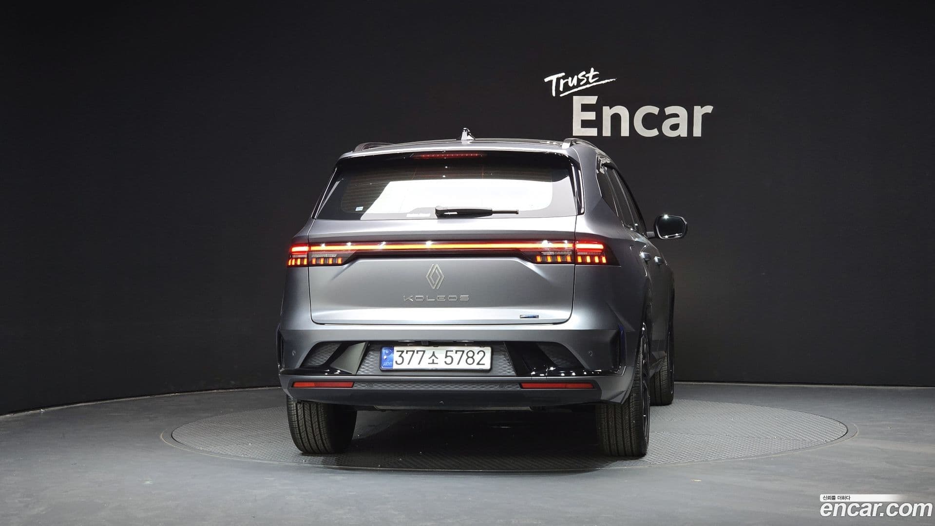 Main__Slider__Photo:Grand Koleos Renault Korea 2024.10-3
