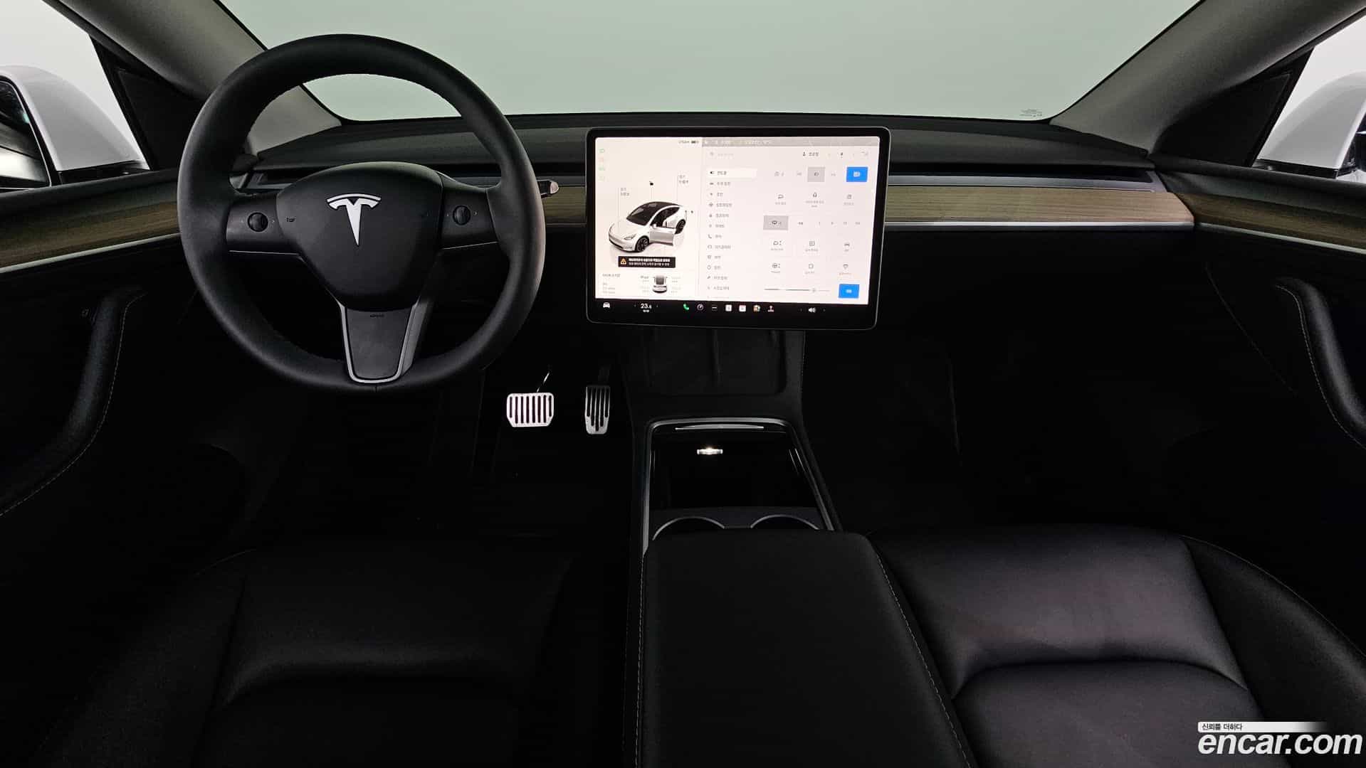 Model Y Tesla 2023.9-INNER-007