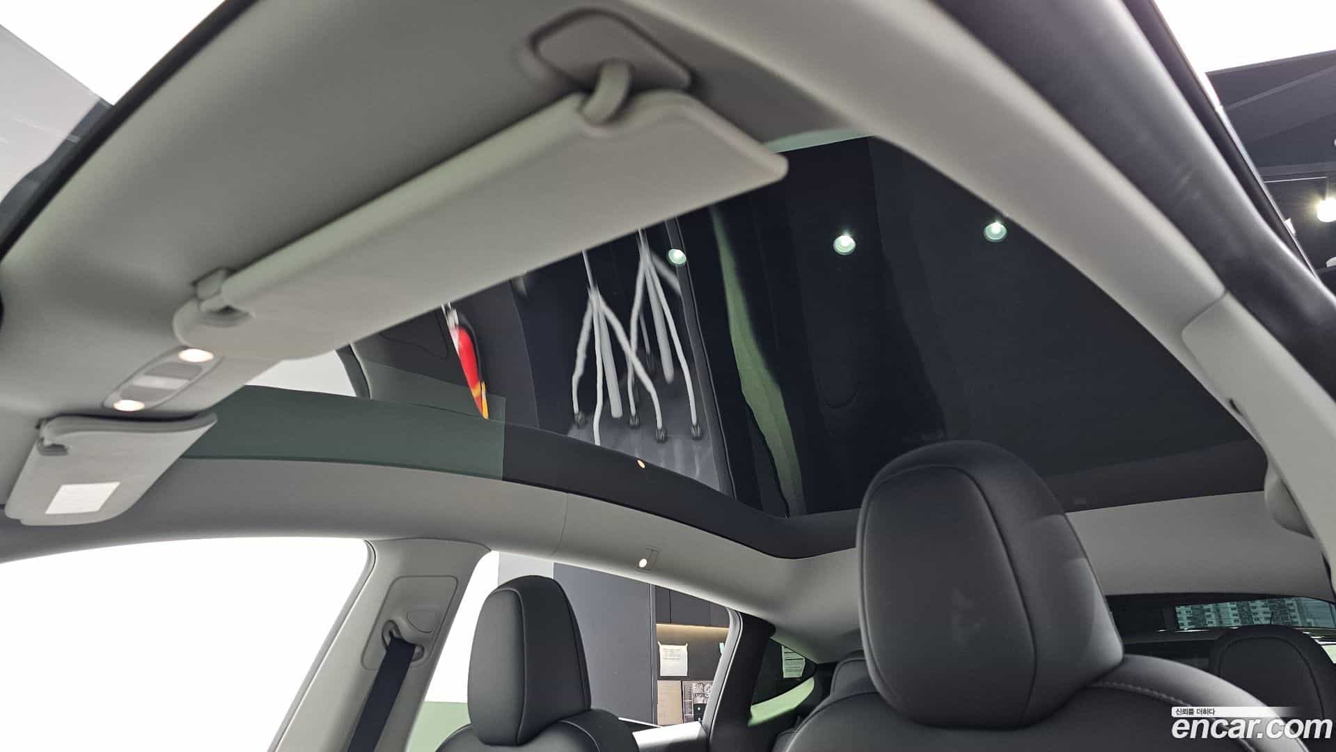 Model Y Tesla 2023.9-OPTION-020
