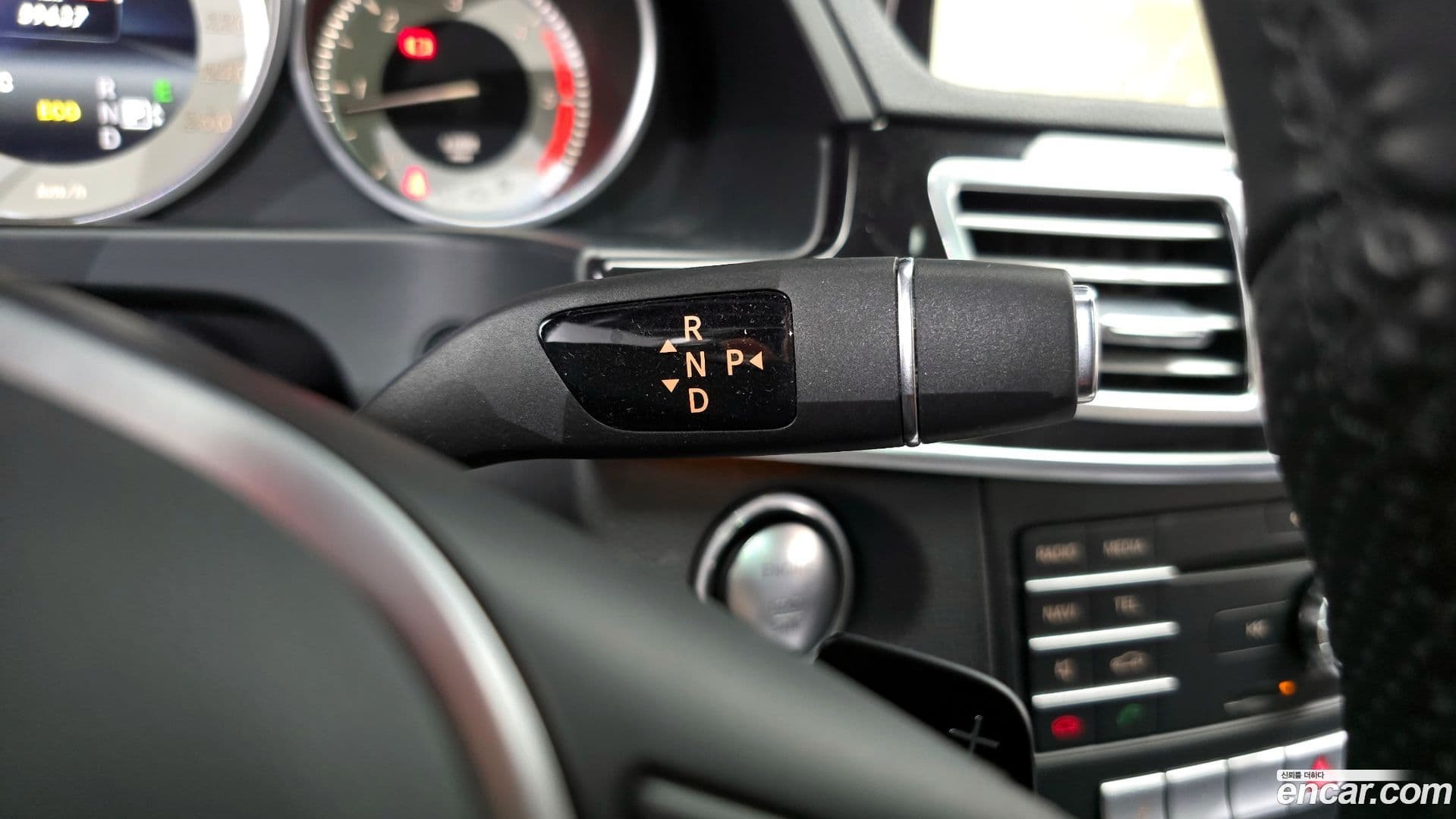 Main__Slider__Photo:E-Class Mercedes-Benz 2015.6-8