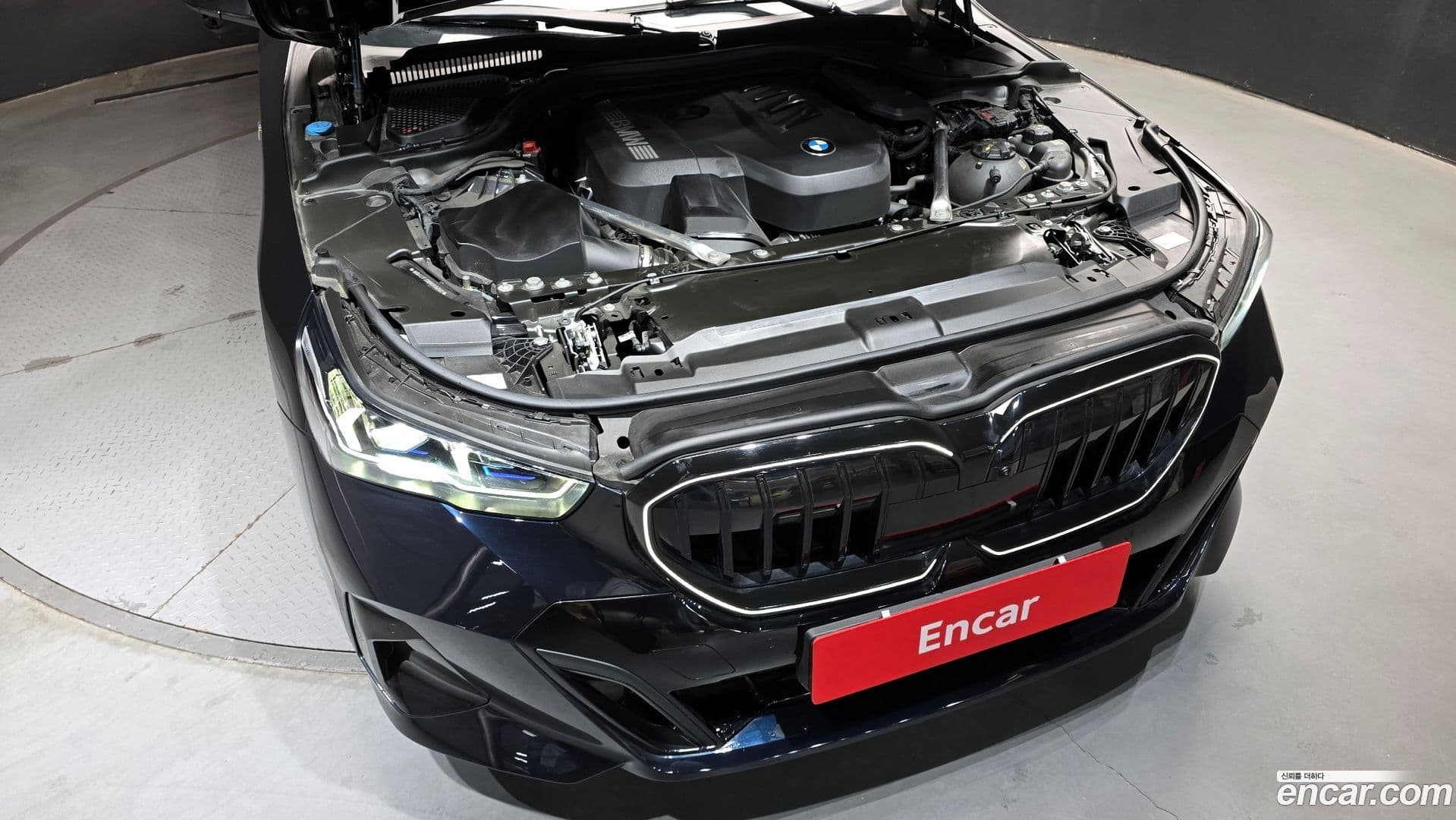 Main__Slider__Photo:5-Series BMW 2024.3-5