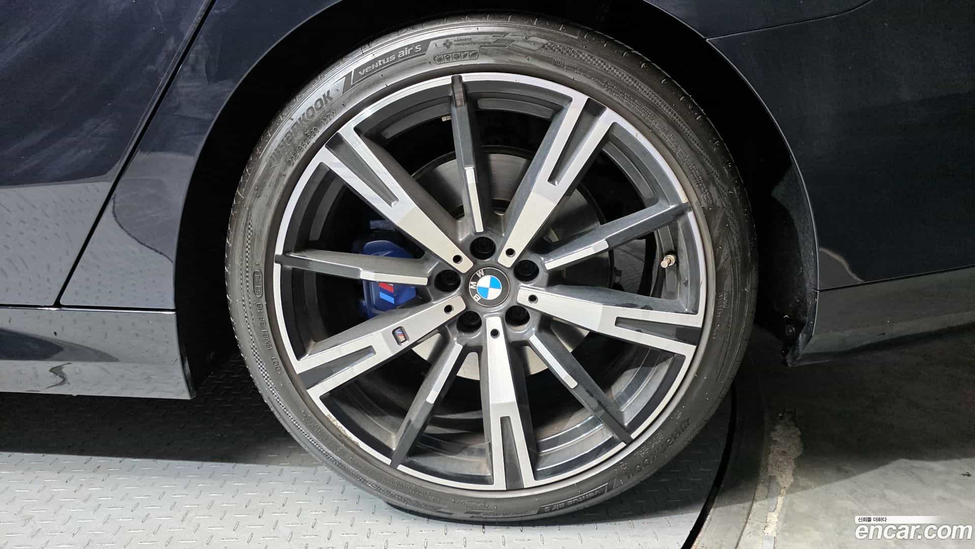 5-Series BMW 2024.3-OUTER-031