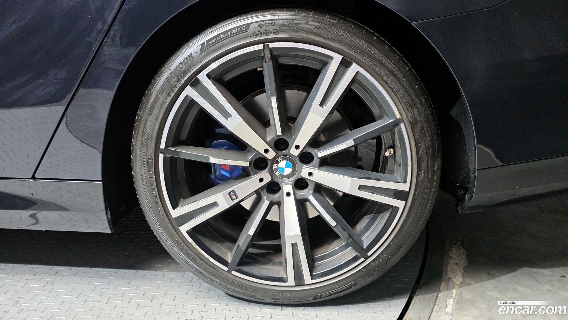 Main__Slider__Photo:5-Series BMW 2024.3-20