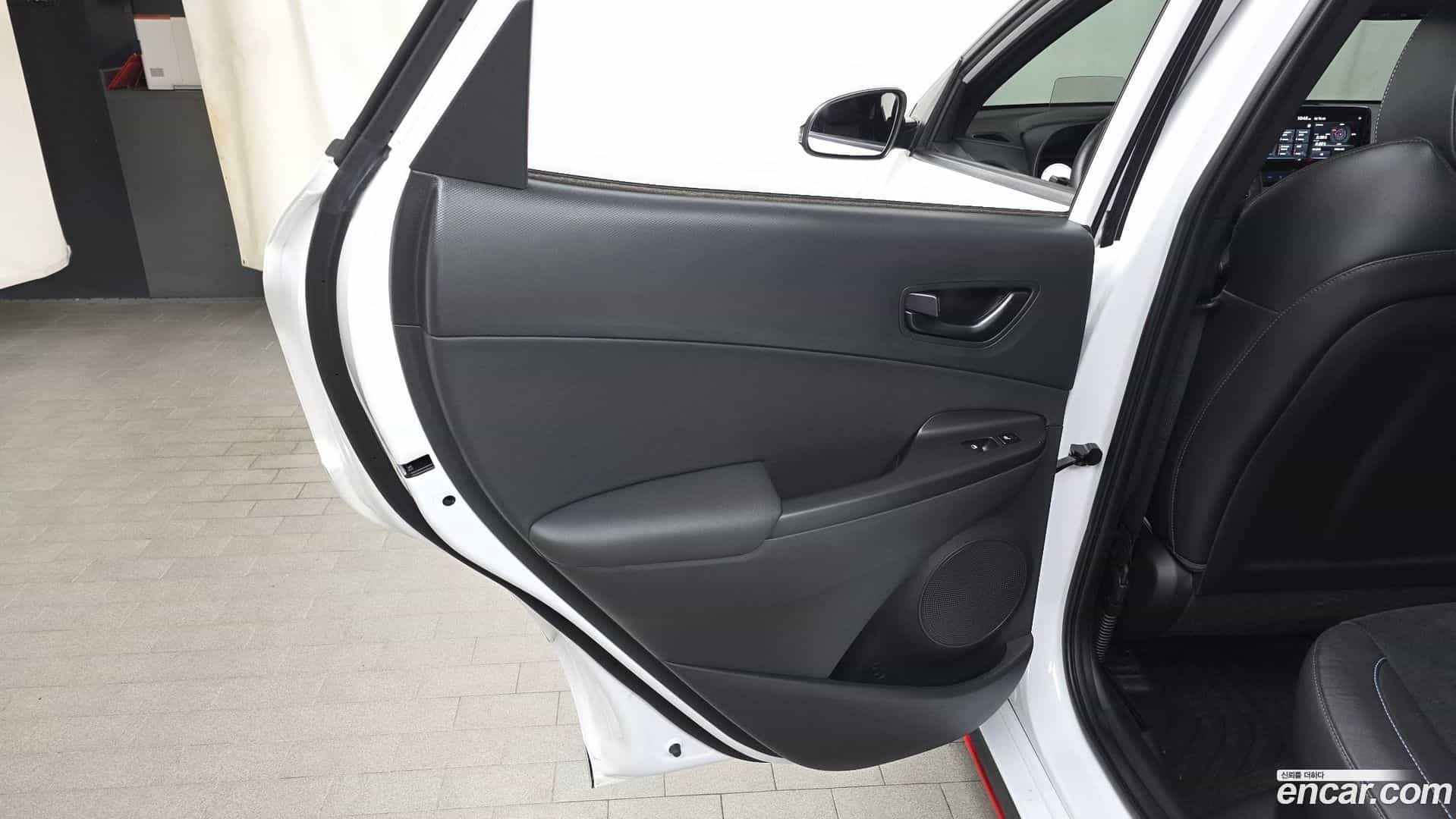 Kona Hyundai 2022.3-INNER-035