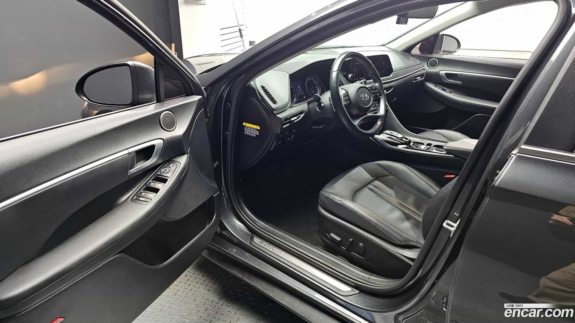 Sonata Hyundai 2019.10-INNER-010