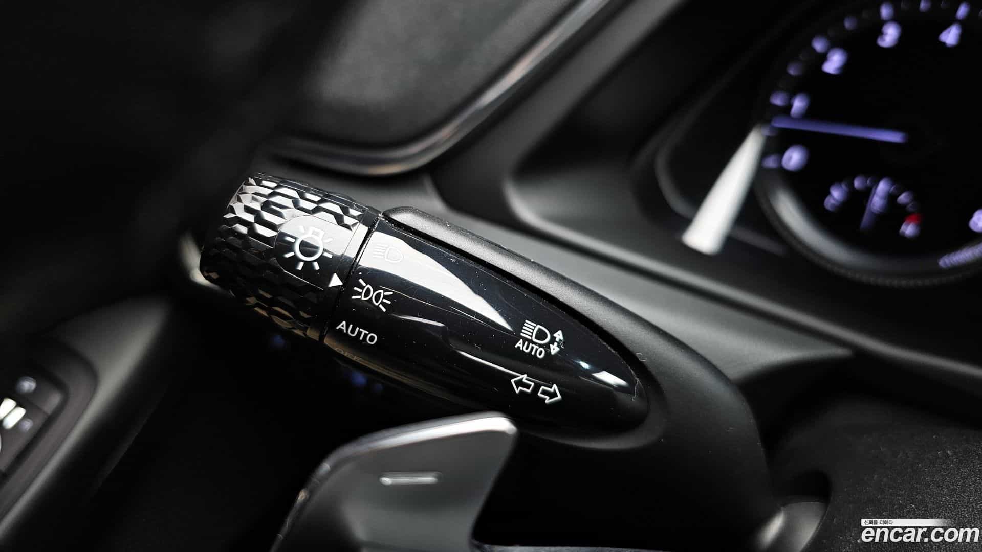 Sonata Hyundai 2019.10-OPTION-023