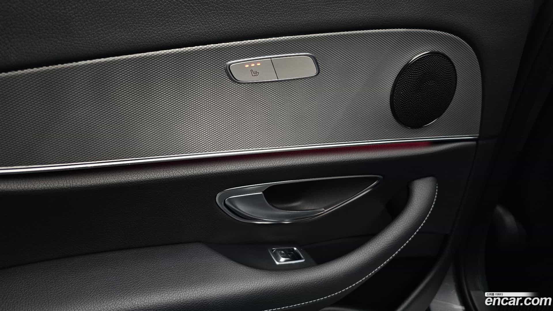 E-Class Mercedes-Benz 2018.4-OPTION-023