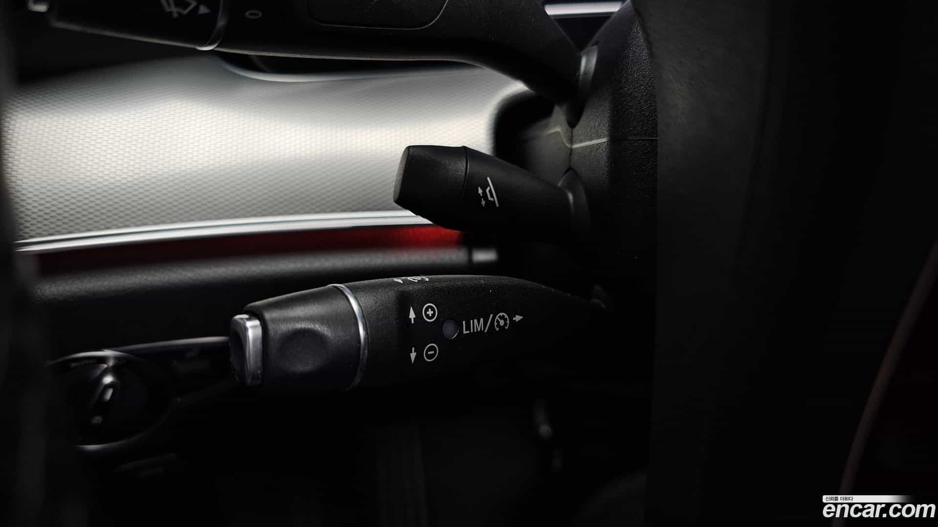 E-Class Mercedes-Benz 2018.4-OPTION-041