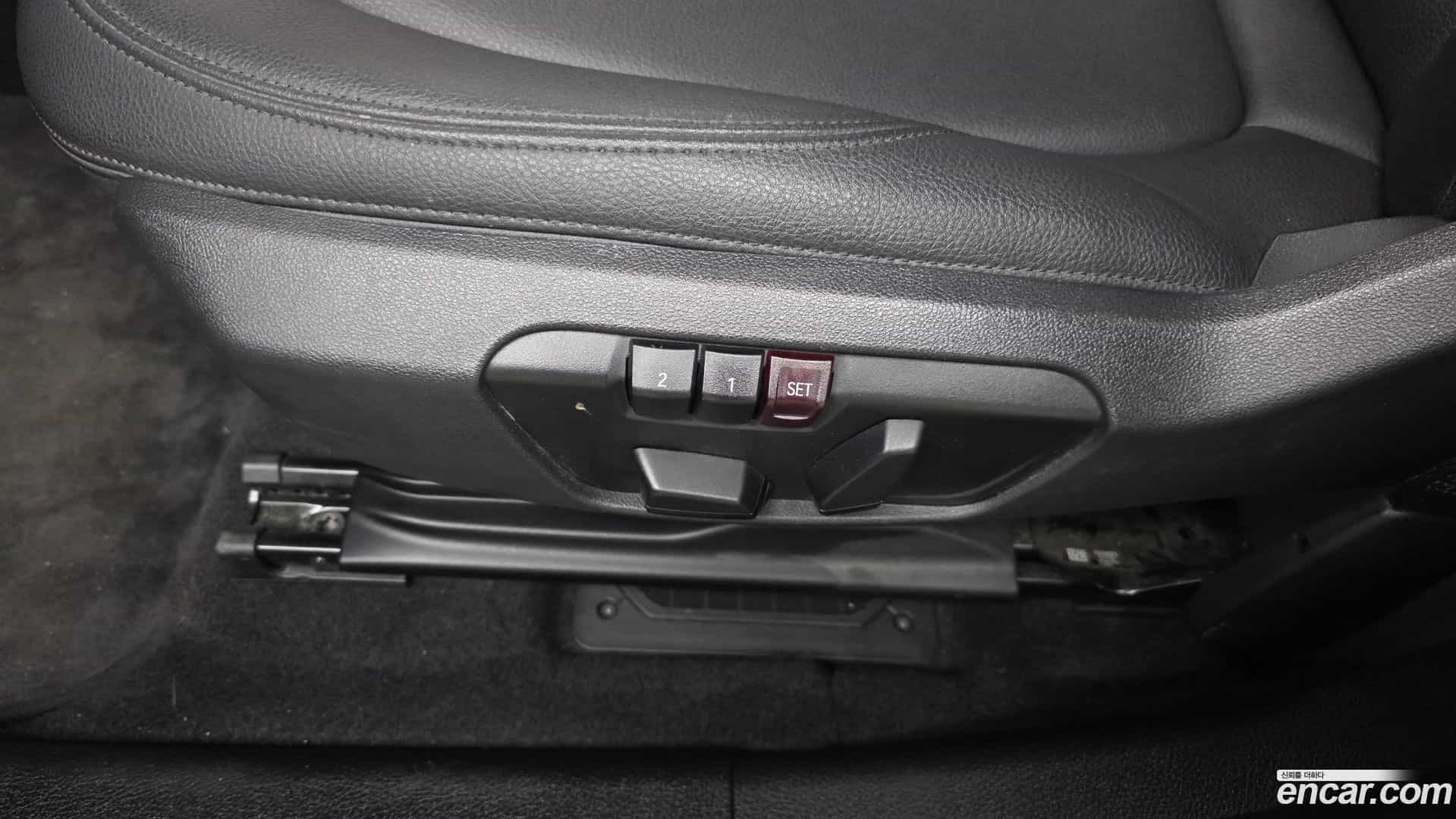2-Series BMW 2018.1-OPTION-044
