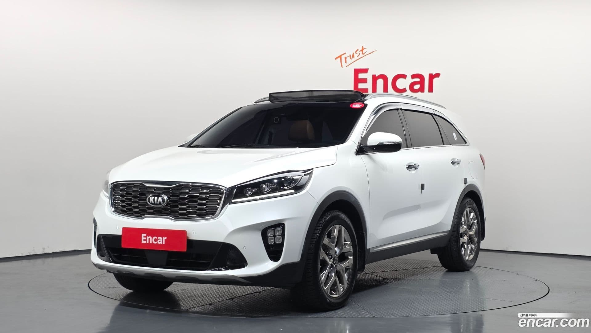 Main__Slider__Photo:Sorento Kia 2019.10-0