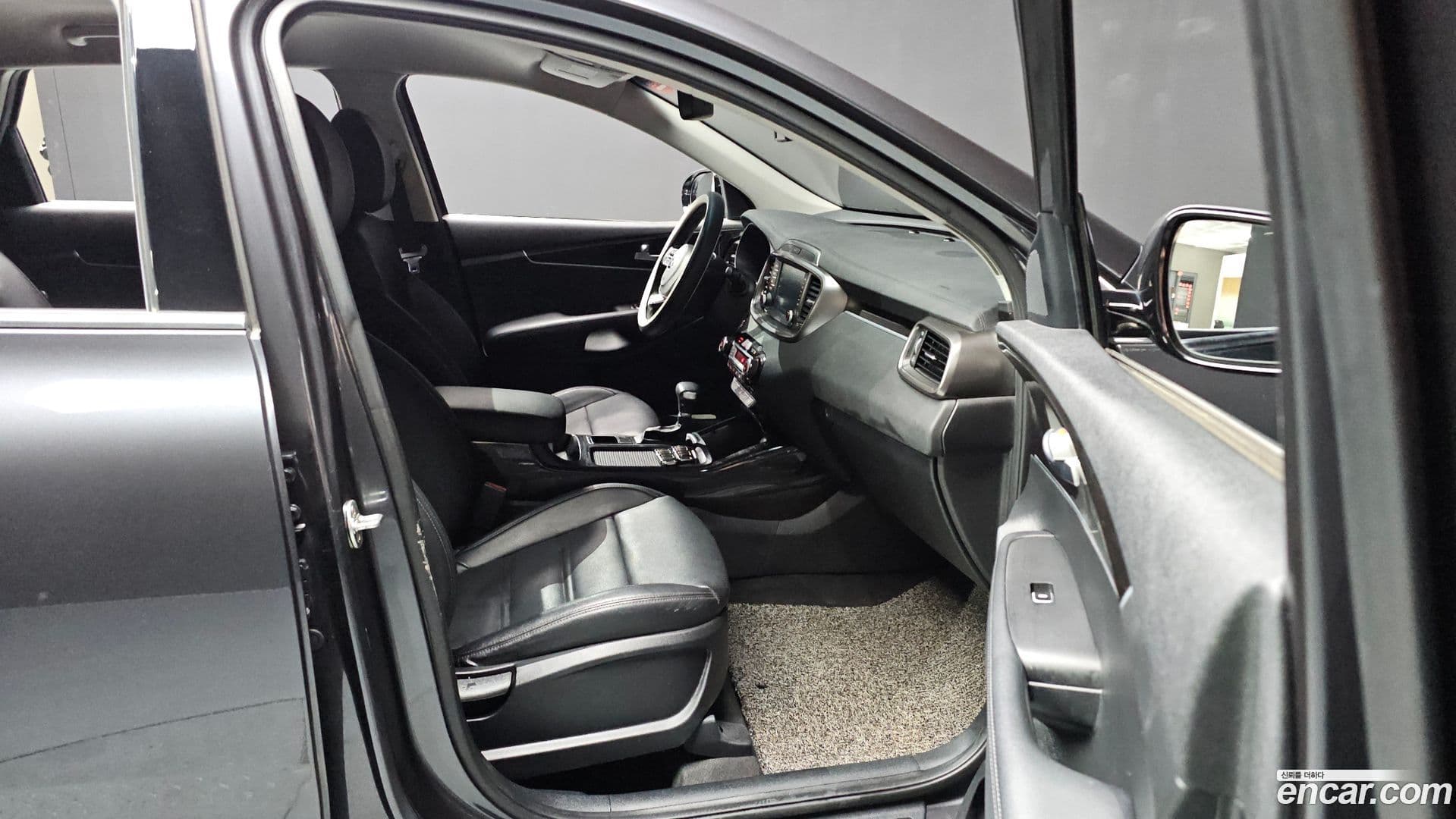 Main__Slider__Photo:Sorento Kia 2018.5-18