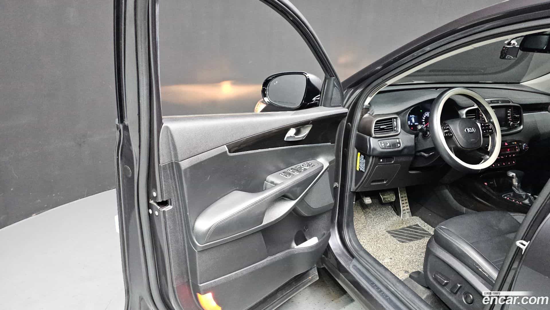 Sorento Kia 2018.5-INNER-034