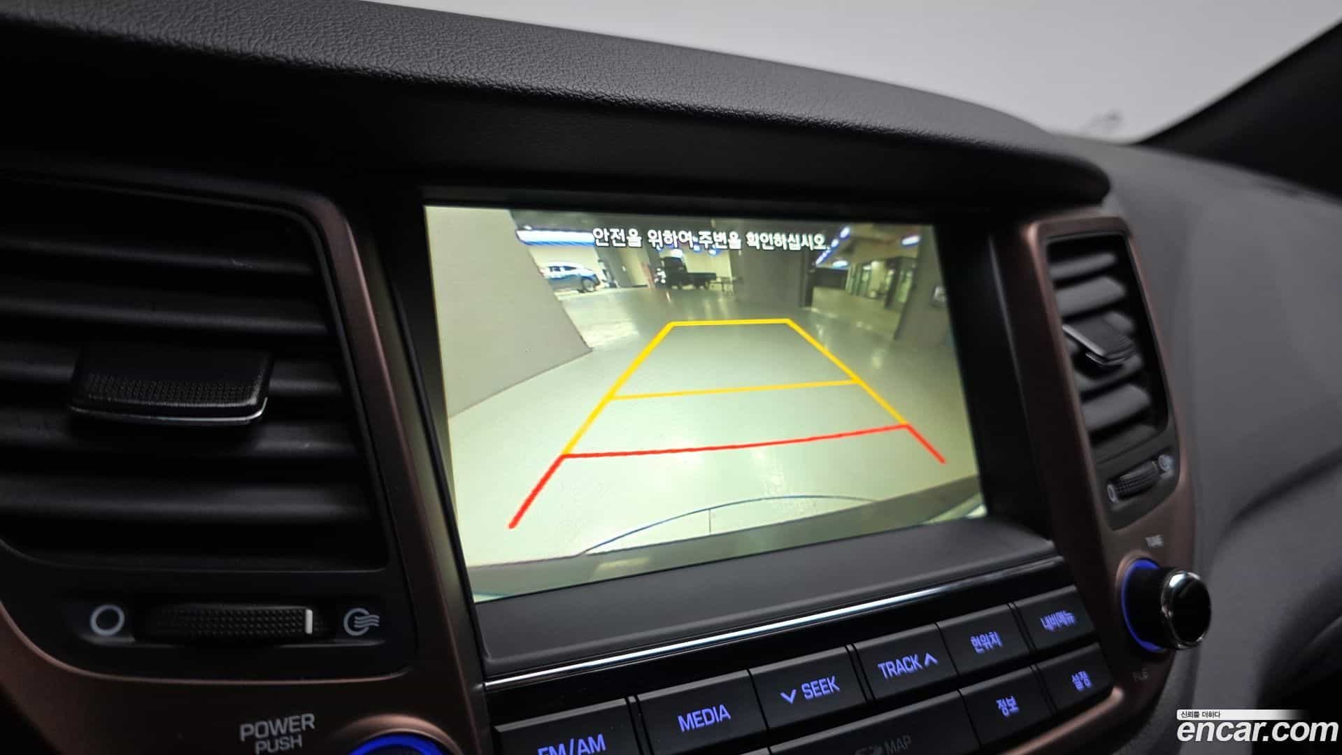 Tucson Hyundai 2017.6-OPTION-018