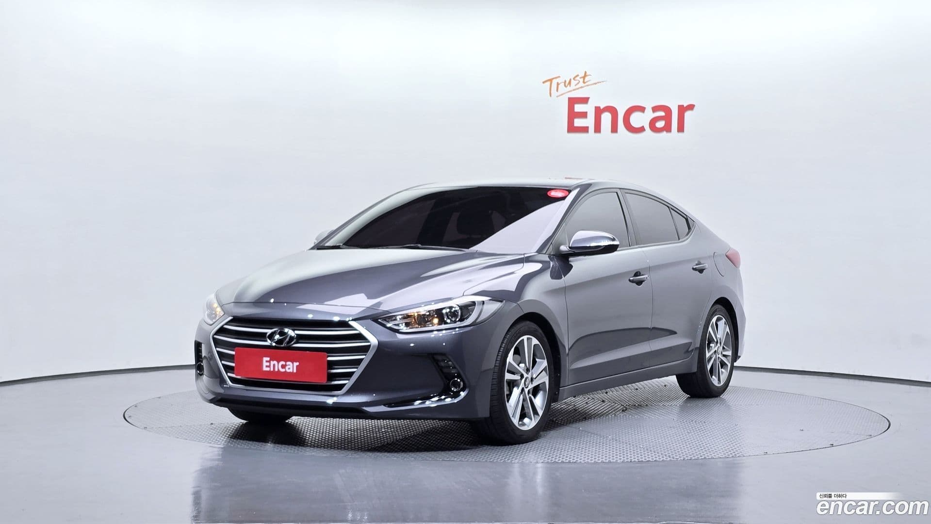 Main__Slider__Photo:AVANTE Hyundai 2018.7-0