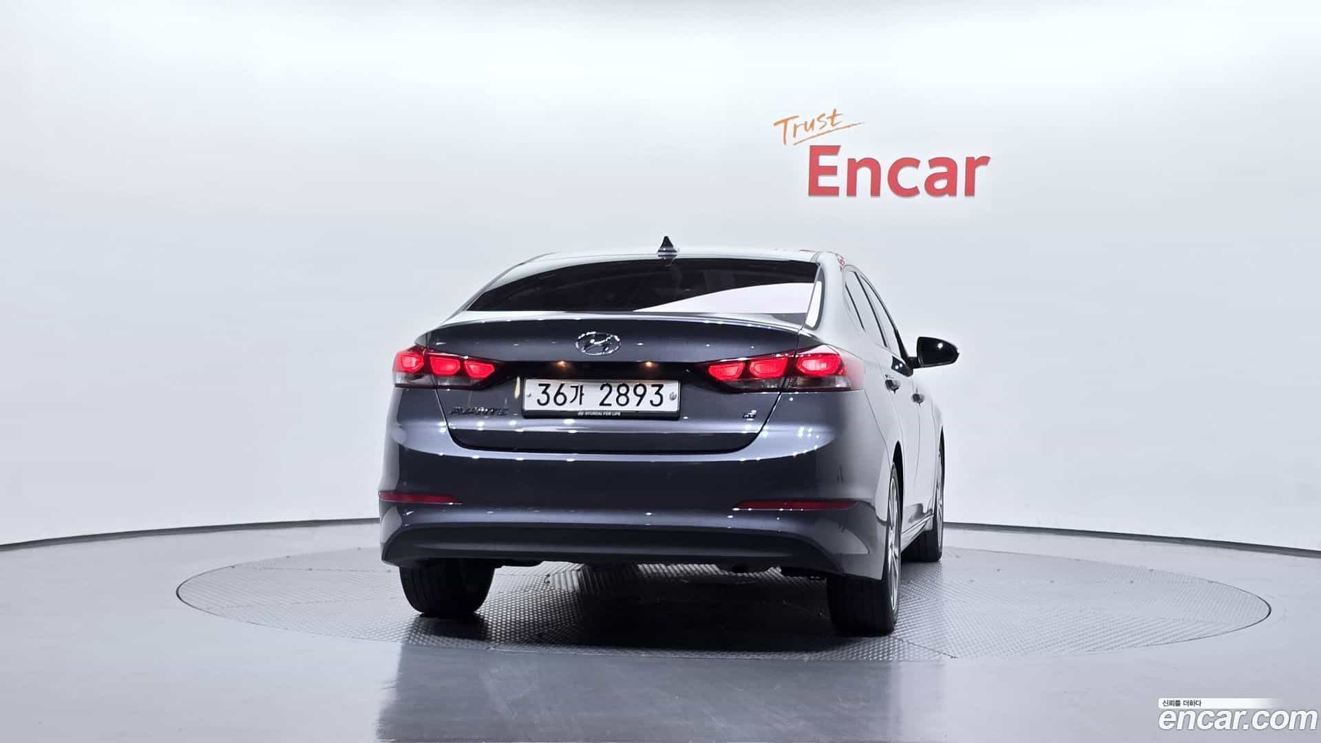 AVANTE Hyundai 2018.7-OUTER-004