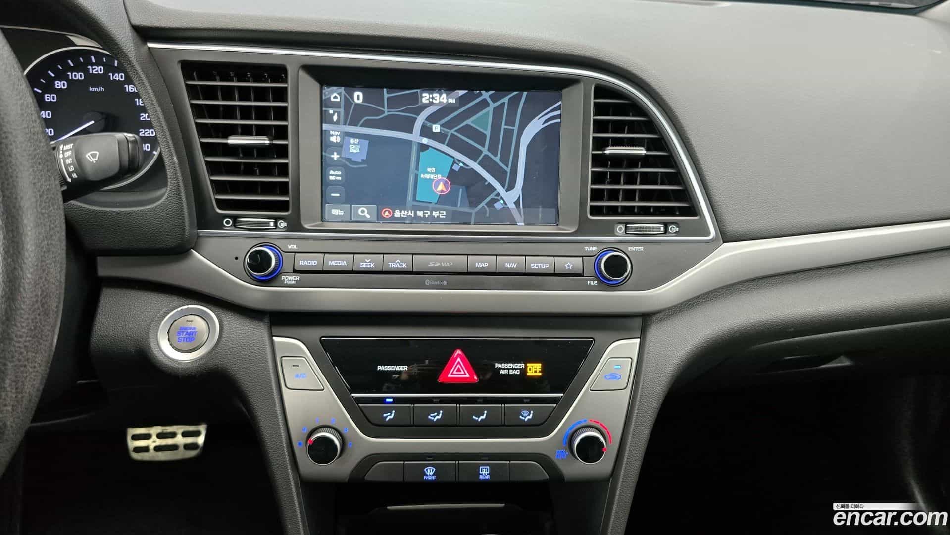 AVANTE Hyundai 2018.7-OPTION-018