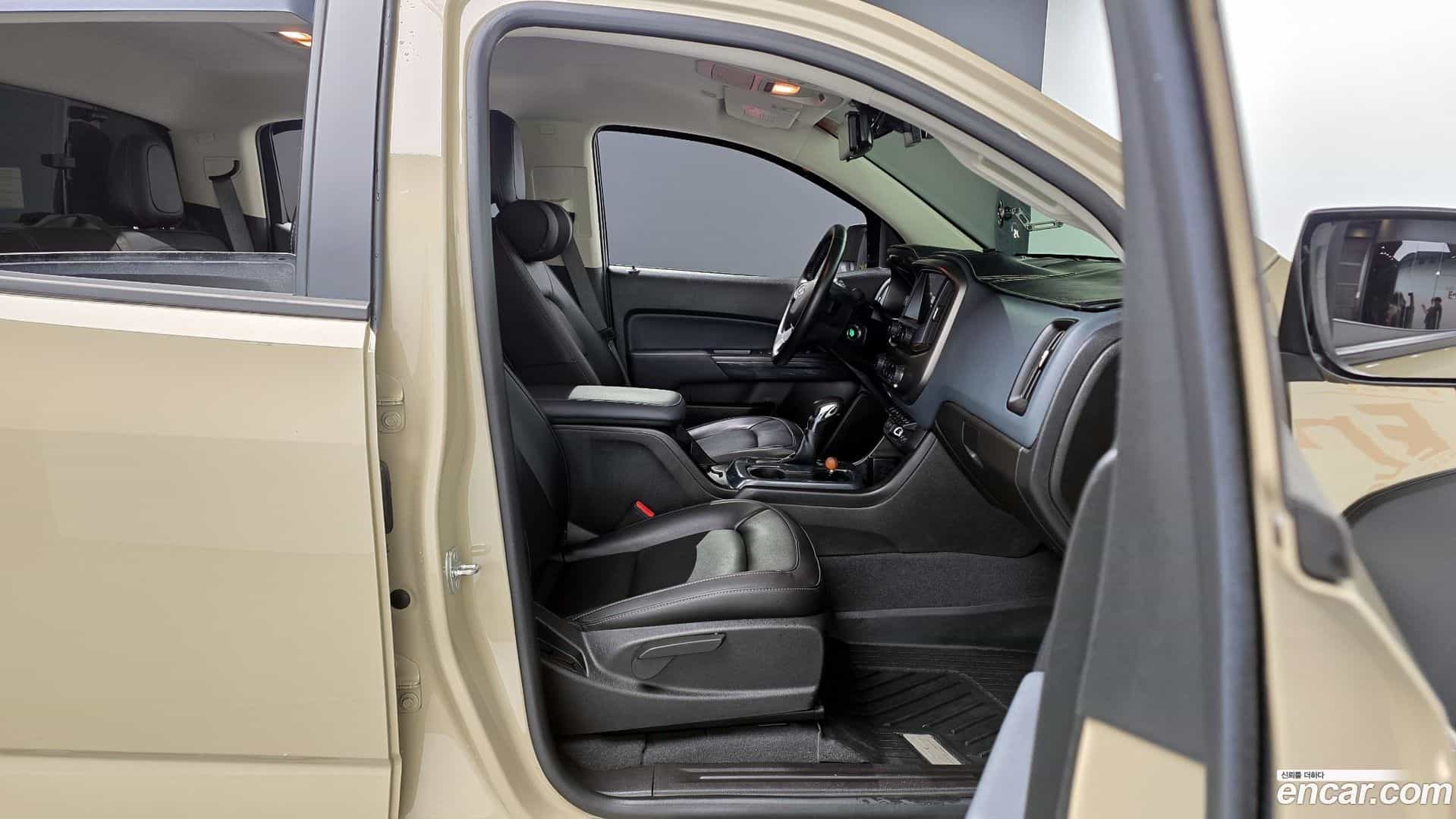 Colorado Chevrolet 2022.6-INNER-036