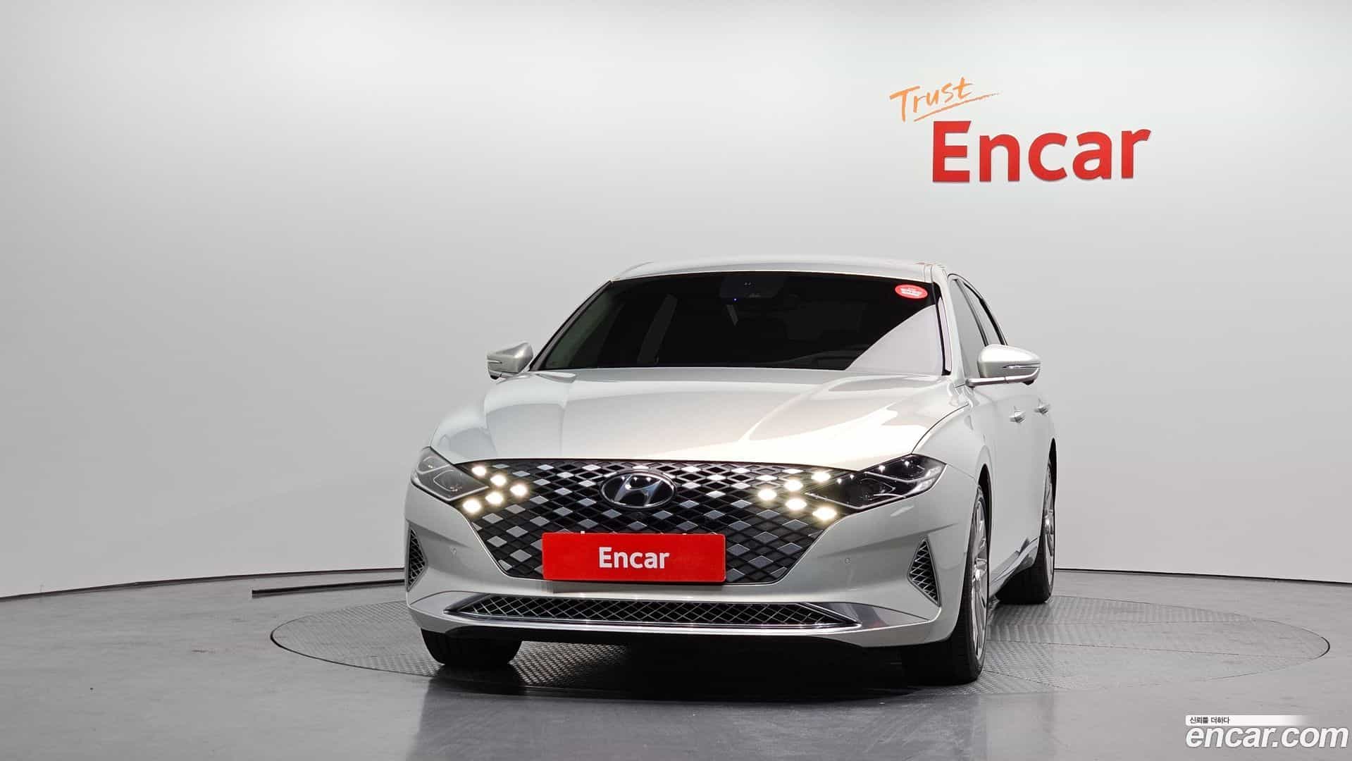 Grandeur Hyundai 2020.10-OUTER-003