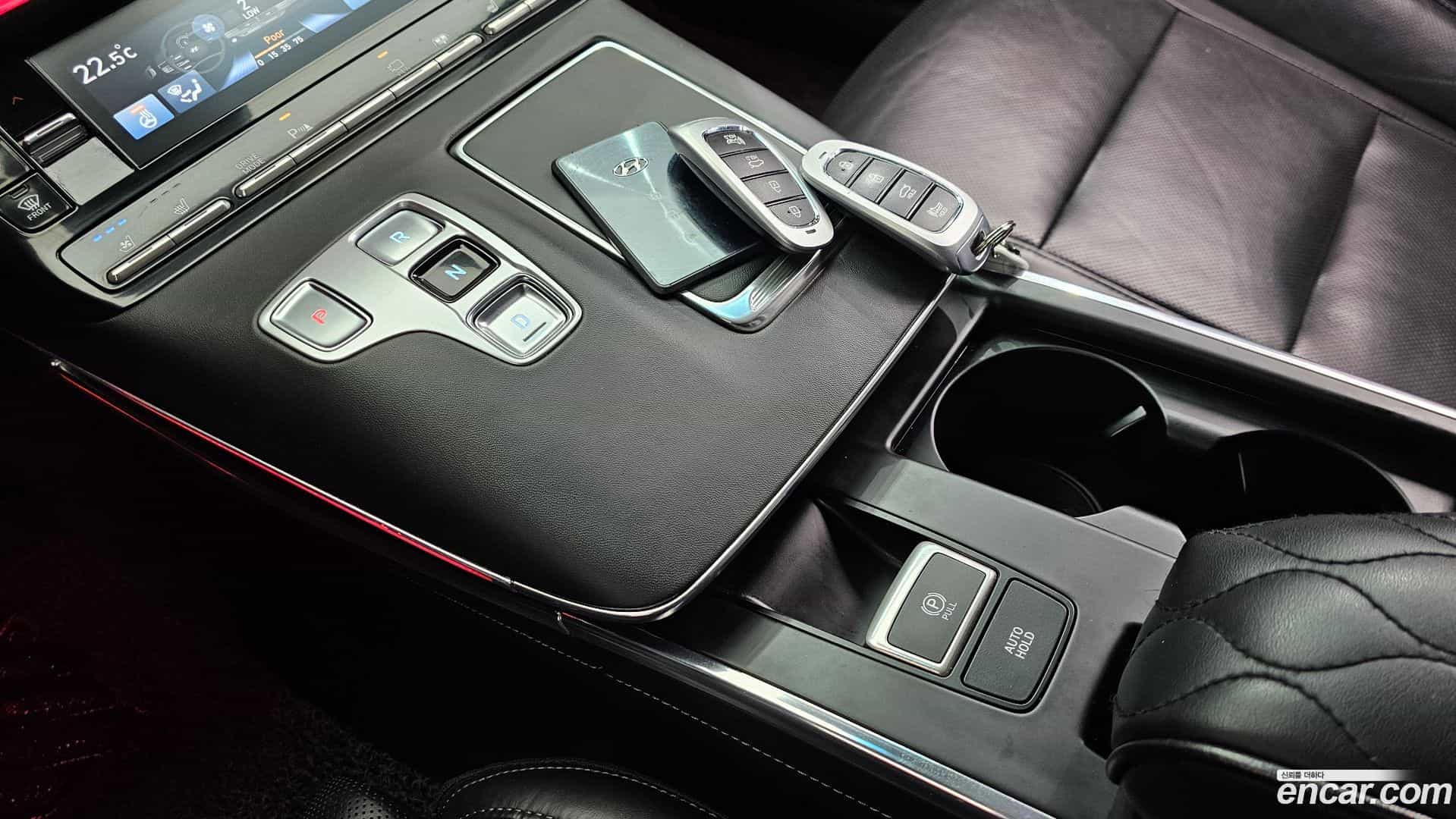 Grandeur Hyundai 2020.10-INNER-009