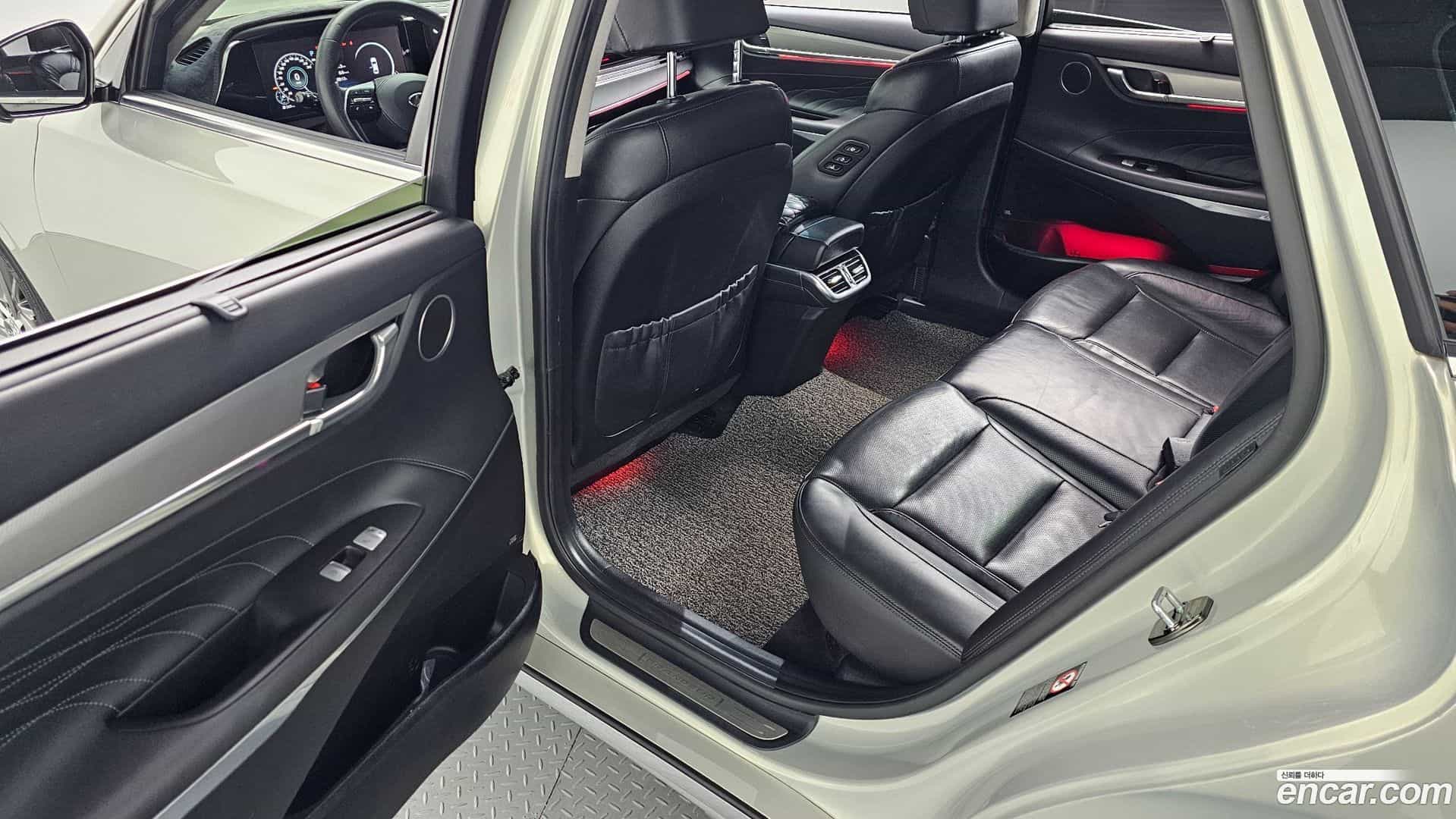 Grandeur Hyundai 2020.10-OPTION-015
