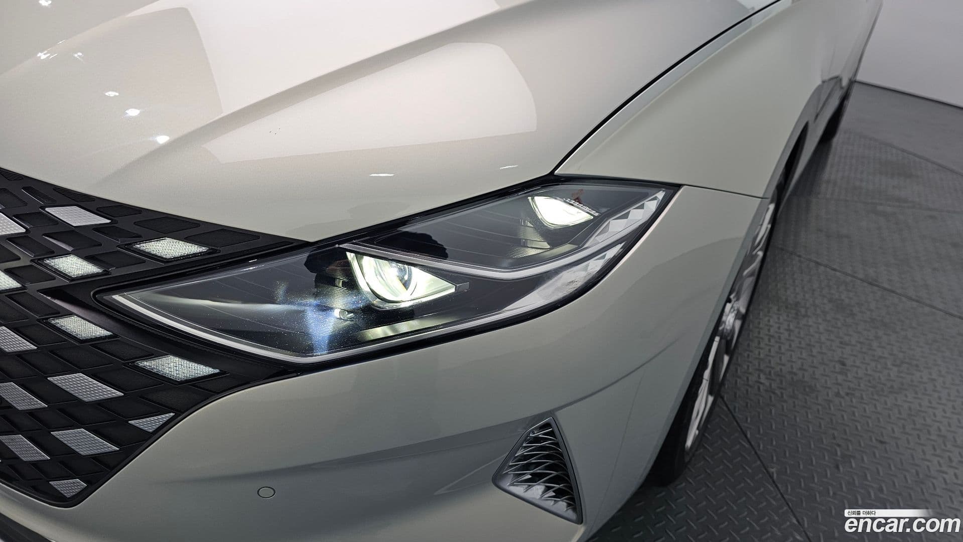 Main__Slider__Photo:Grandeur Hyundai 2020.10-21