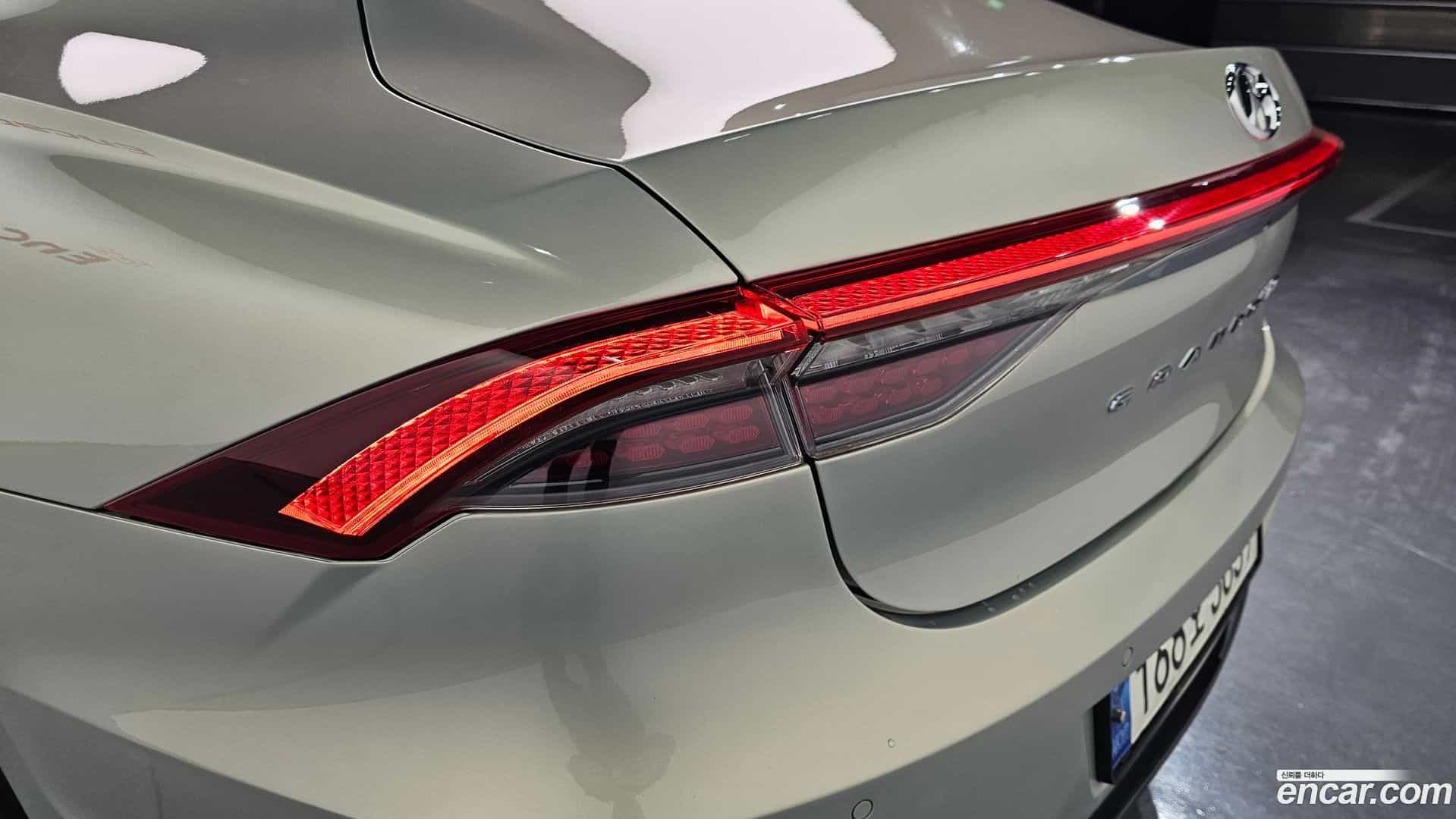 Grandeur Hyundai 2020.10-OUTER-033