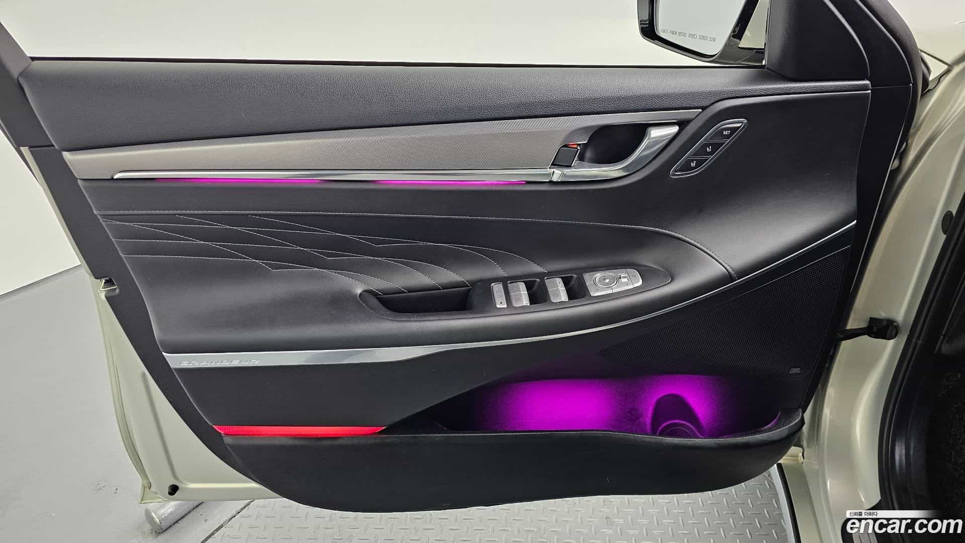 Grandeur Hyundai 2020.10-INNER-034