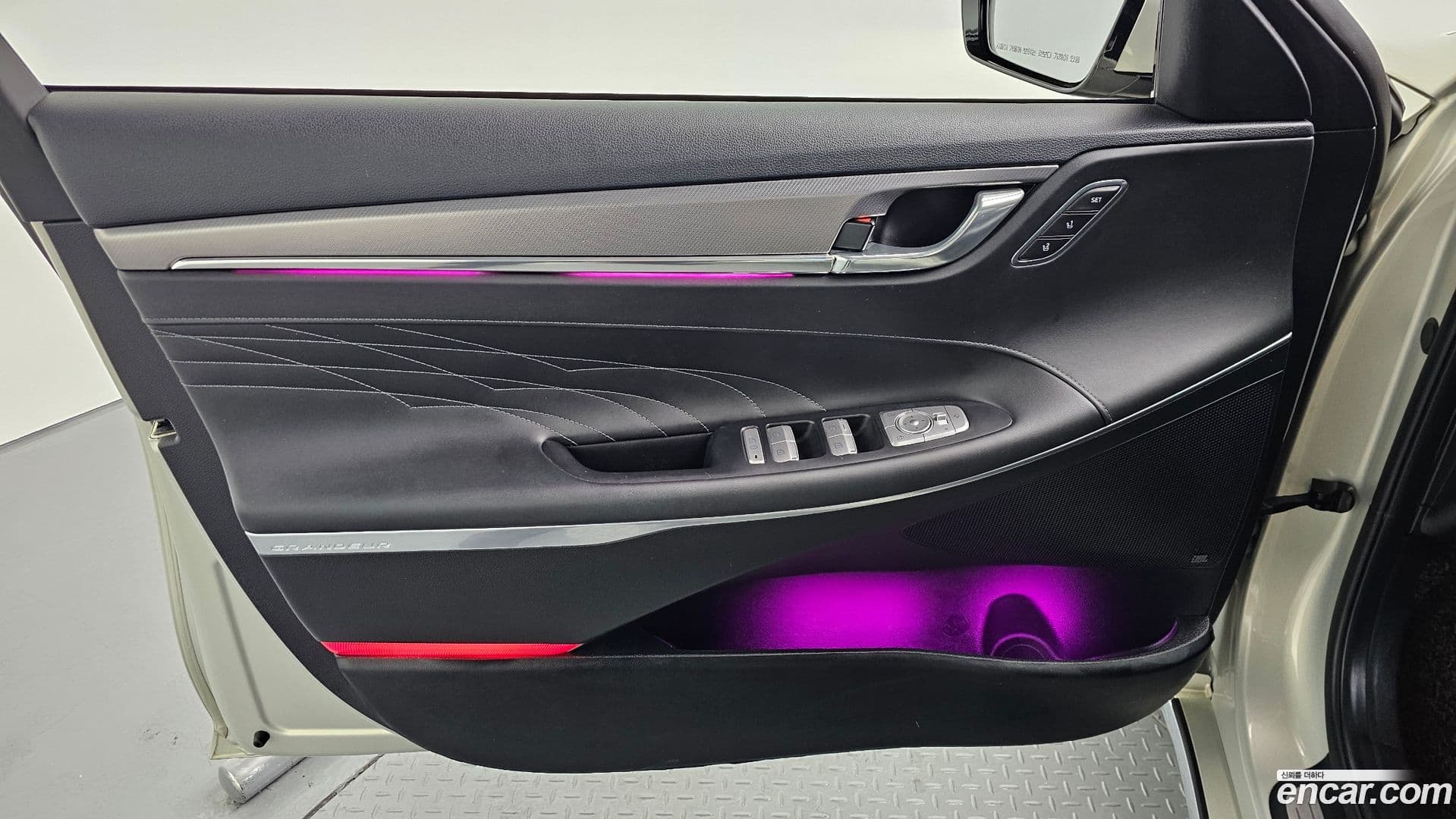 Main__Slider__Photo:Grandeur Hyundai 2020.10-23