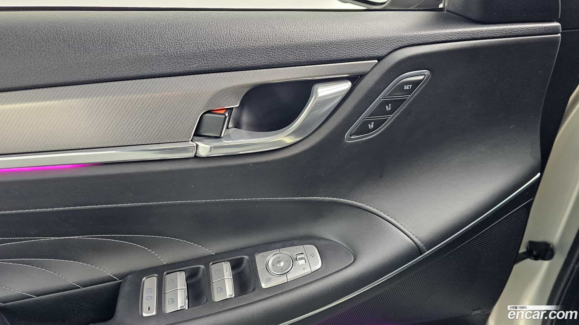 Grandeur Hyundai 2020.10-OPTION-042