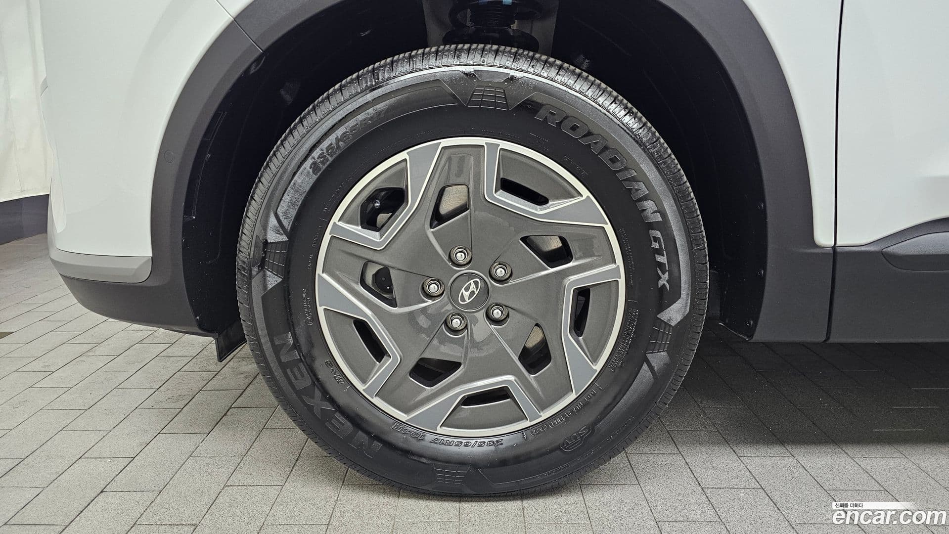 Main__Slider__Photo:Santafe Hyundai 2023.5-4