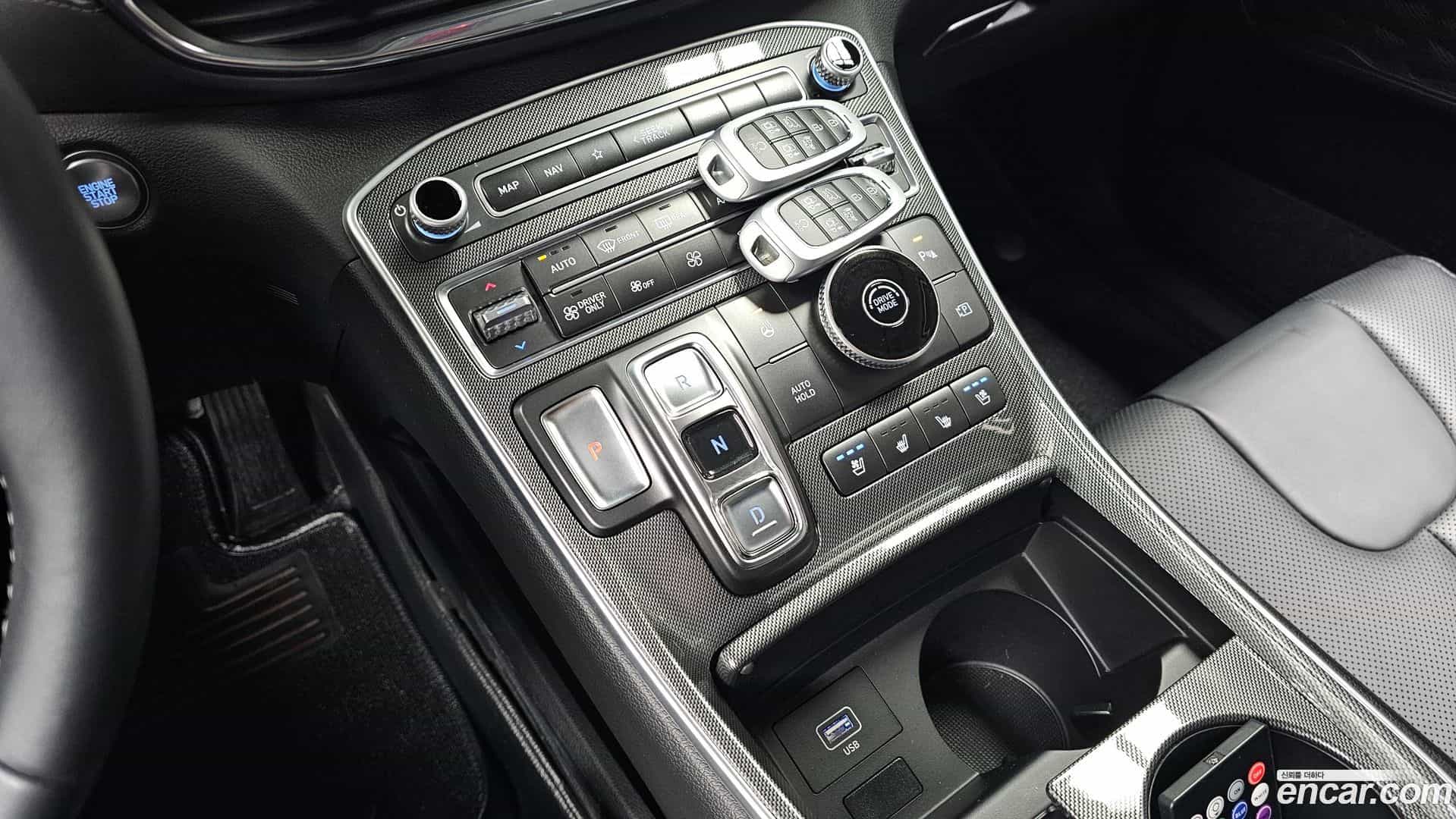 Santafe Hyundai 2023.5-INNER-009