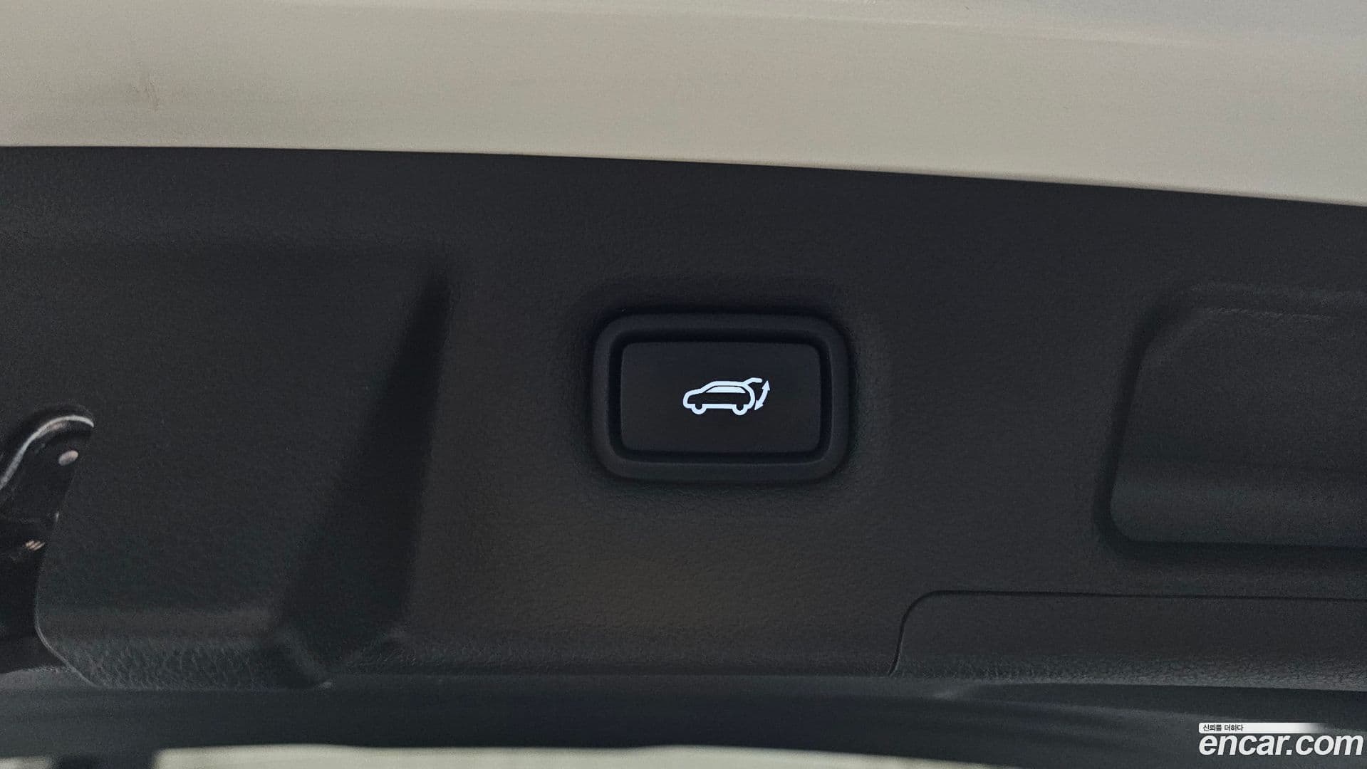 Main__Slider__Photo:Santafe Hyundai 2023.5-25