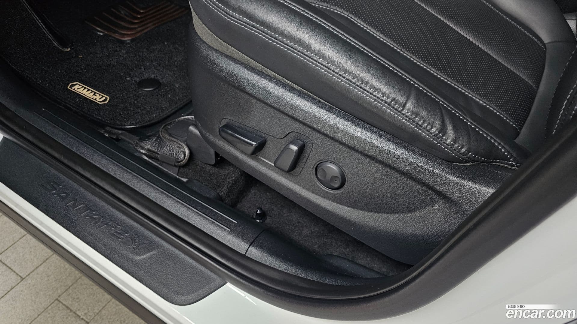 Main__Slider__Photo:Santafe Hyundai 2023.5-30