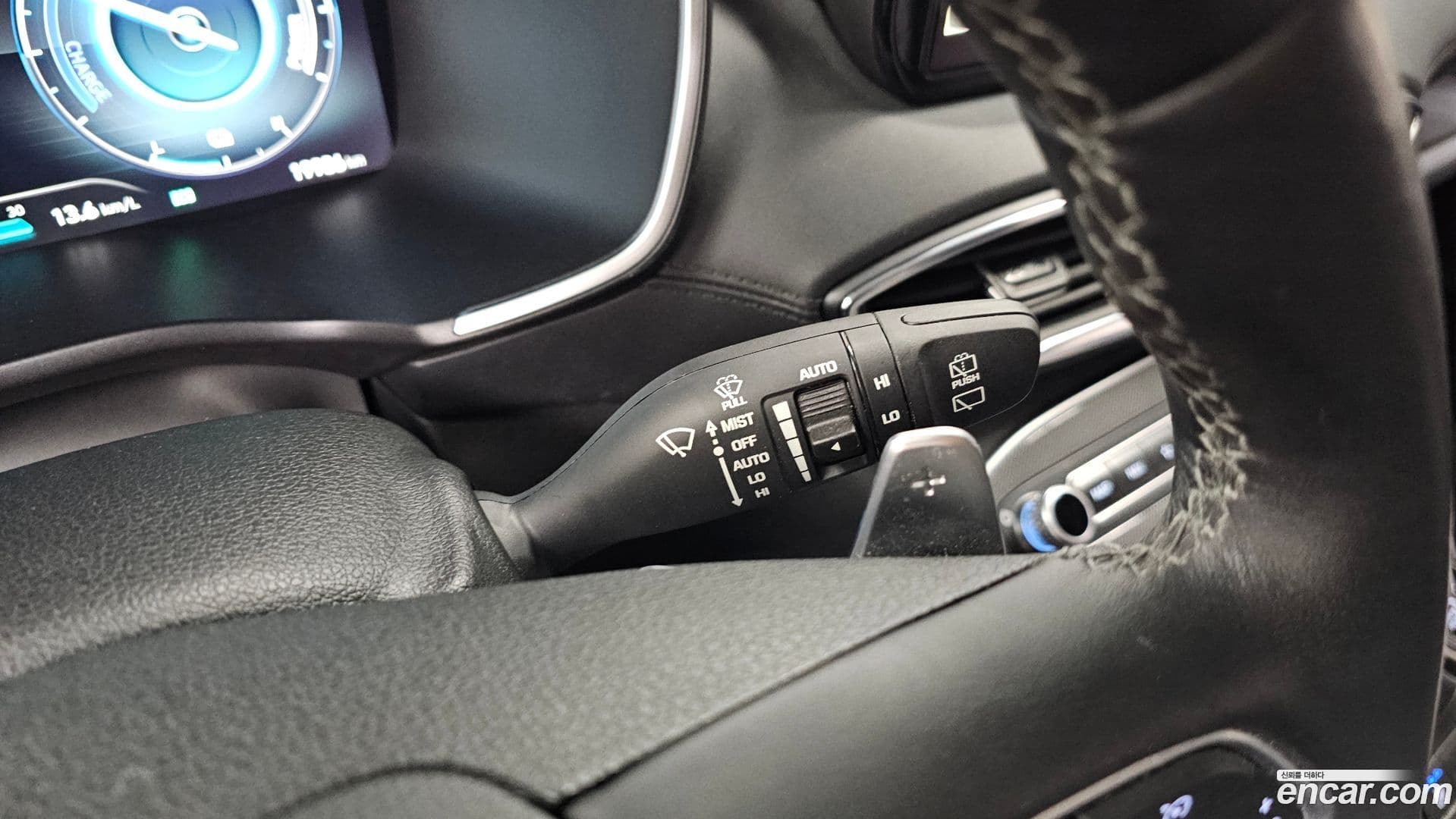 Main__Slider__Photo:Santafe Hyundai 2023.5-33