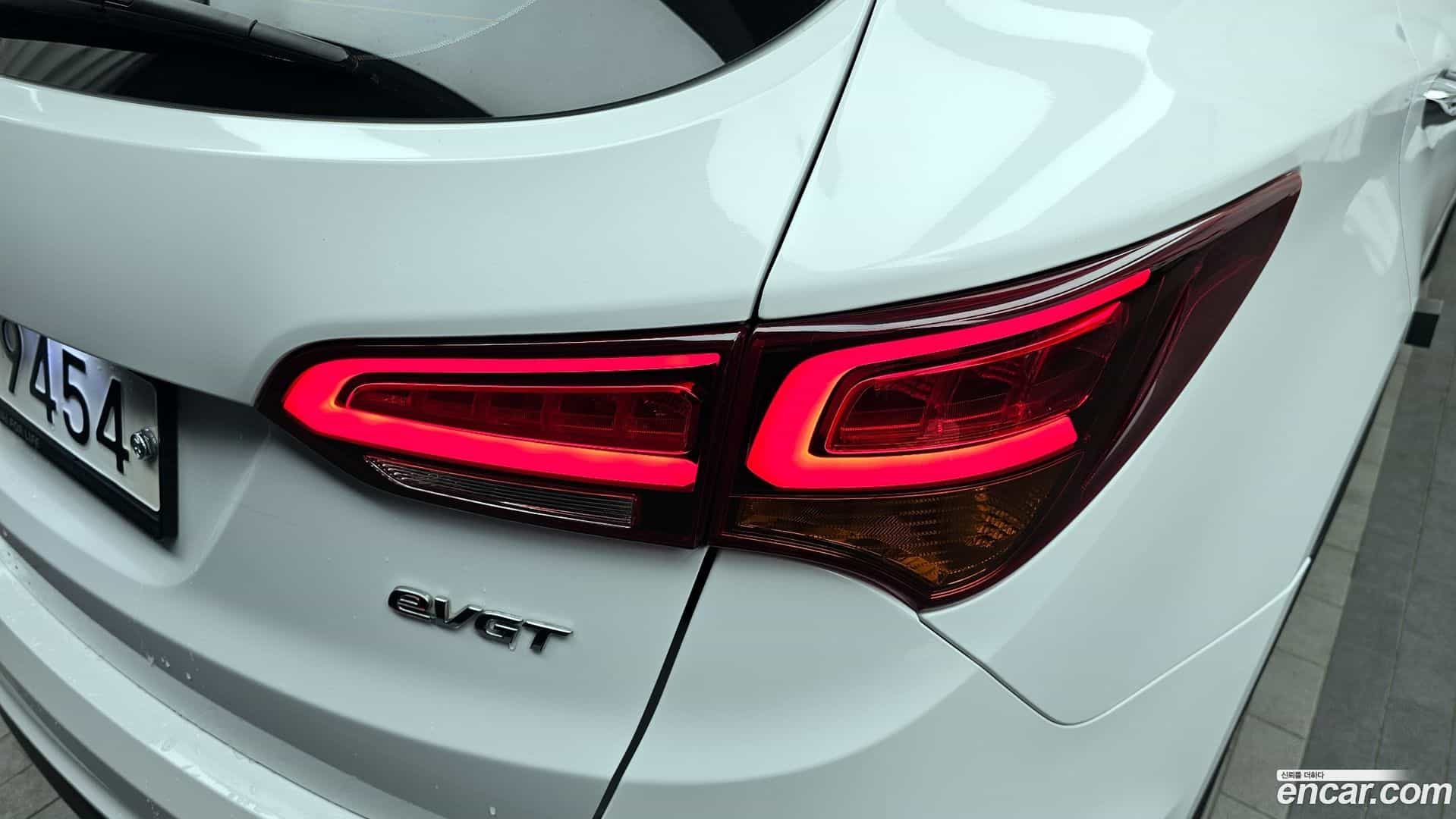 Santafe Hyundai 2015.6-OUTER-033