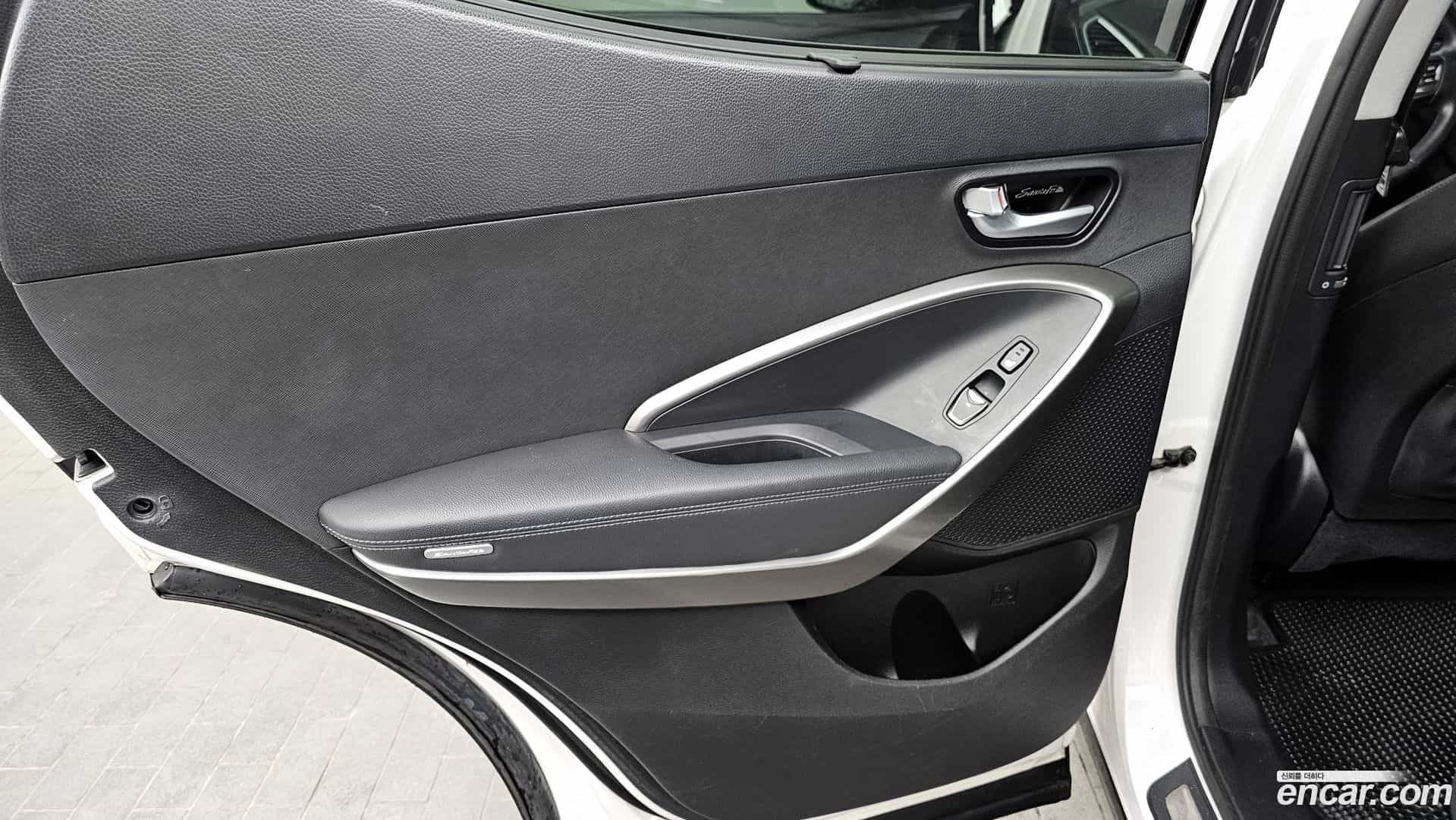 Santafe Hyundai 2015.6-INNER-035