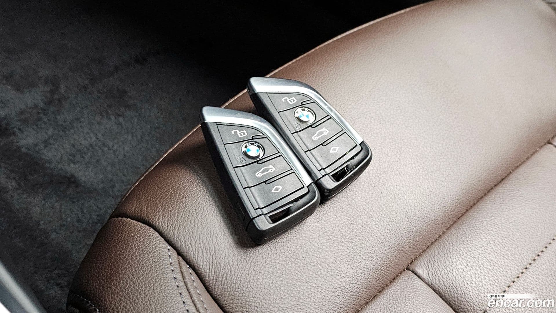 Main__Slider__Photo:3-Series BMW 2021.3-28