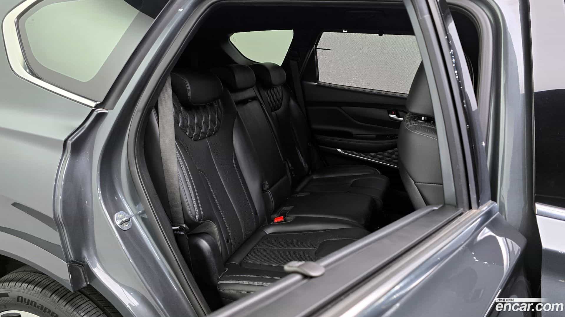 Santafe Hyundai 2021.1-INNER-036