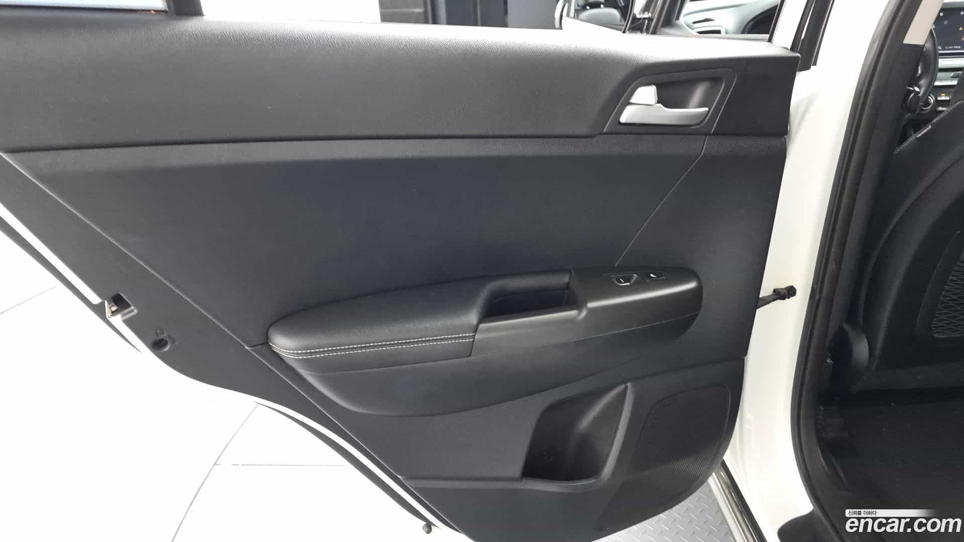 Sportage Kia 2017.4-INNER-035