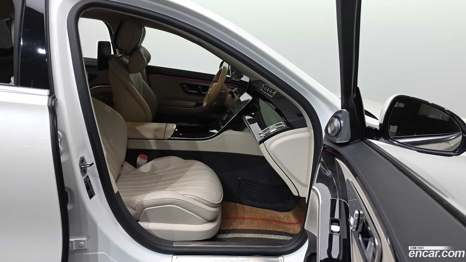 S-Class Mercedes-Benz 2022.7-OPTION-015