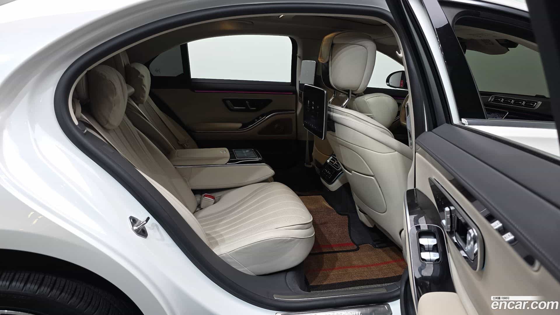 S-Class Mercedes-Benz 2022.7-OPTION-016