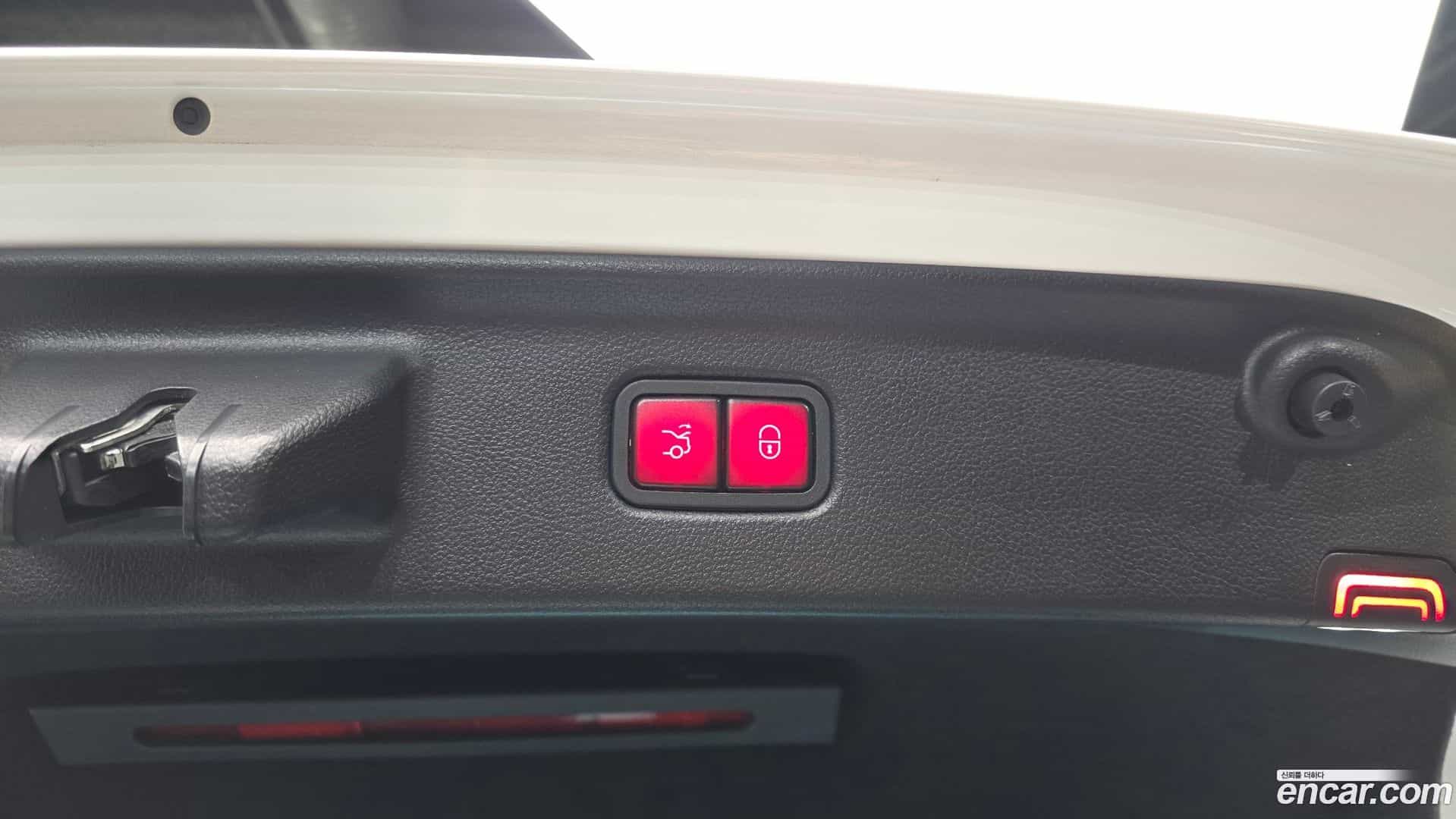 S-Class Mercedes-Benz 2022.7-OPTION-043