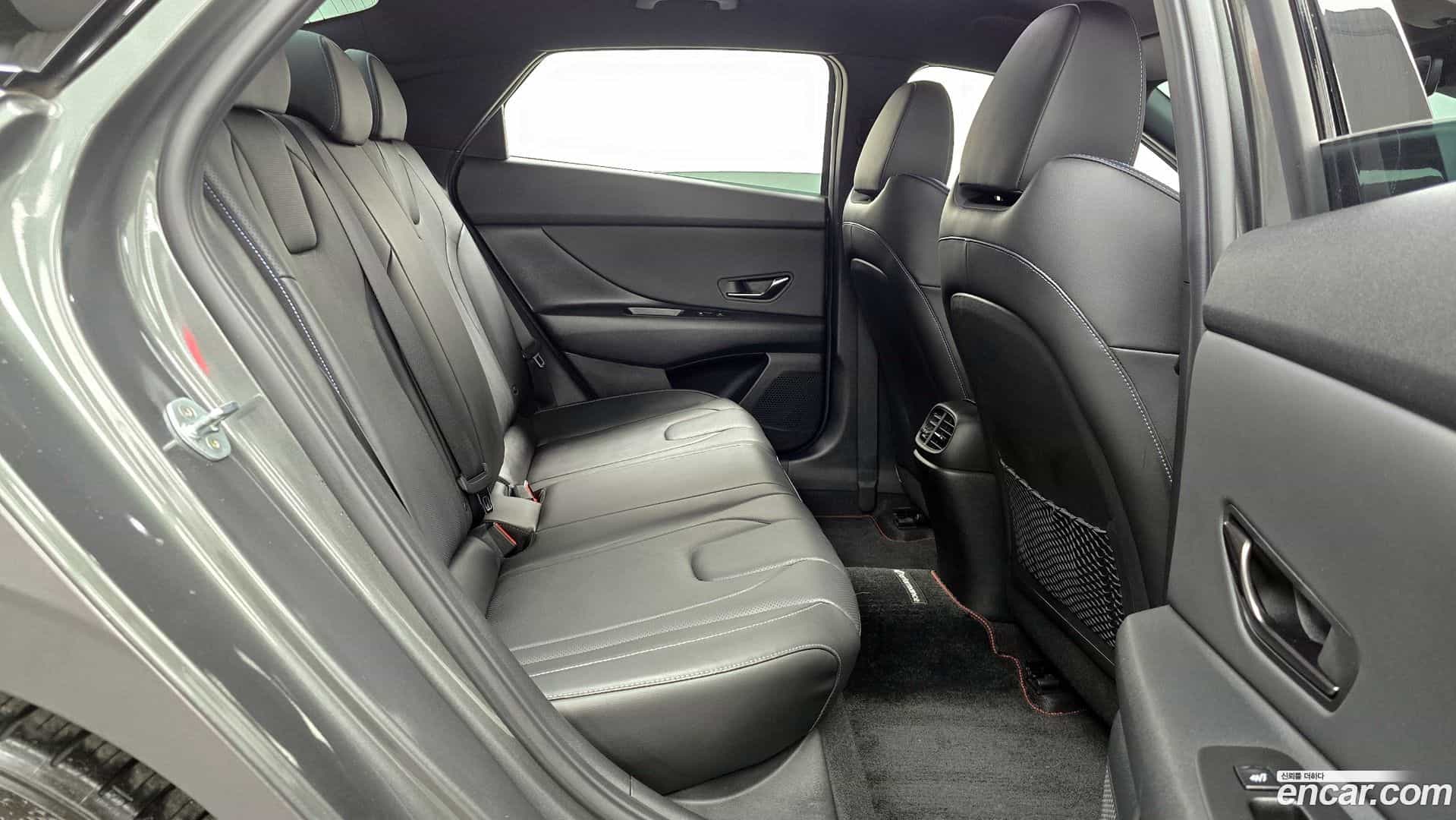 AVANTE Hyundai 2022.1-OPTION-016