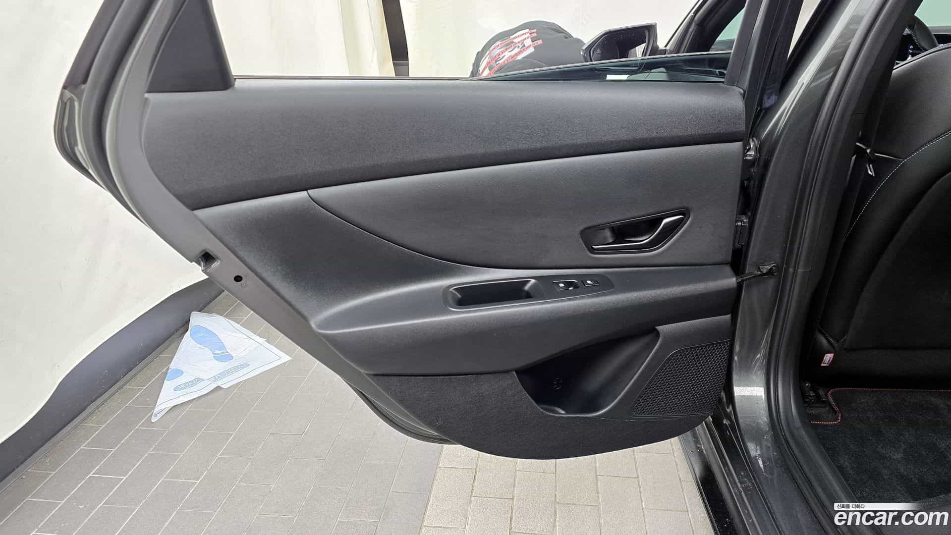 AVANTE Hyundai 2022.1-INNER-035