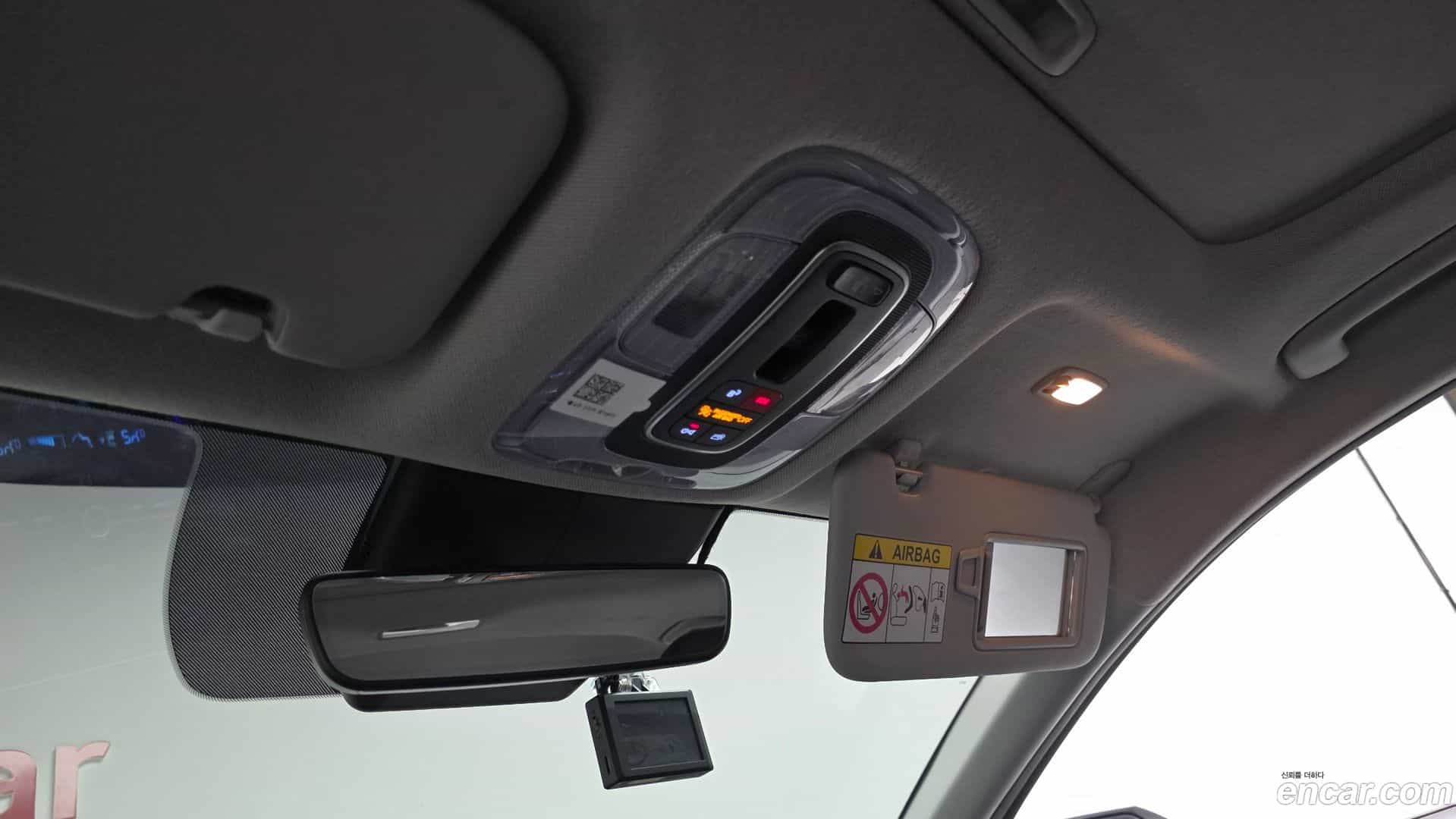 AVANTE Hyundai 2023.11-OPTION-023