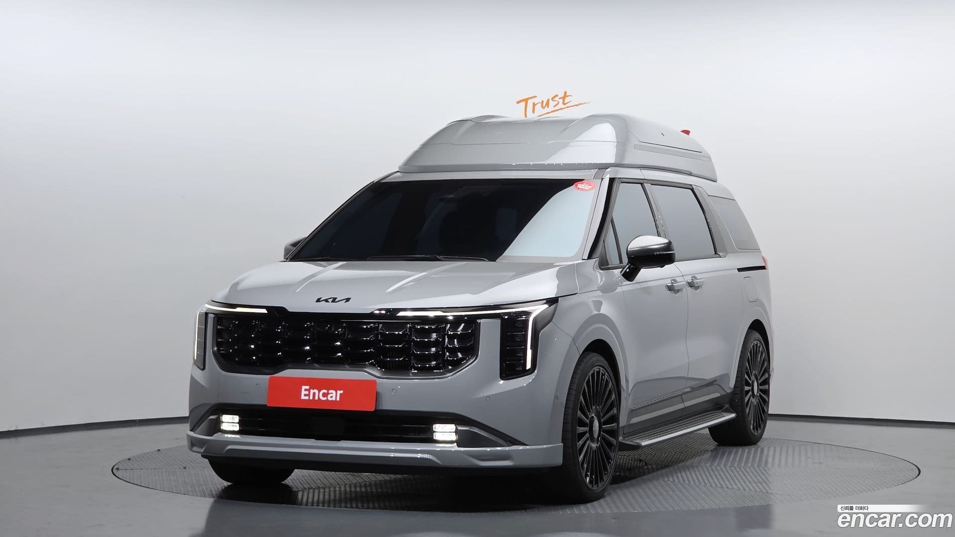 Main__Slider__Photo:Canival Kia 2024.5-0