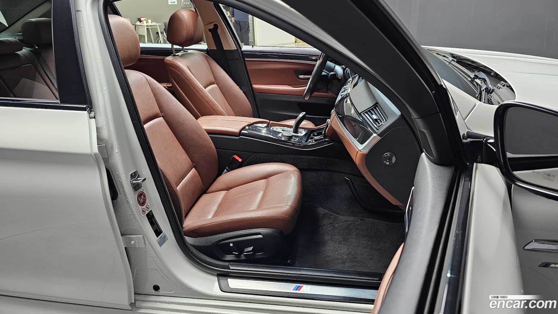 5-Series BMW 2016.8-INNER-010
