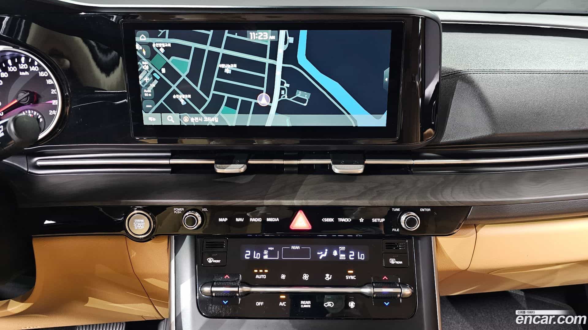 Canival Kia 2020.8-OPTION-017