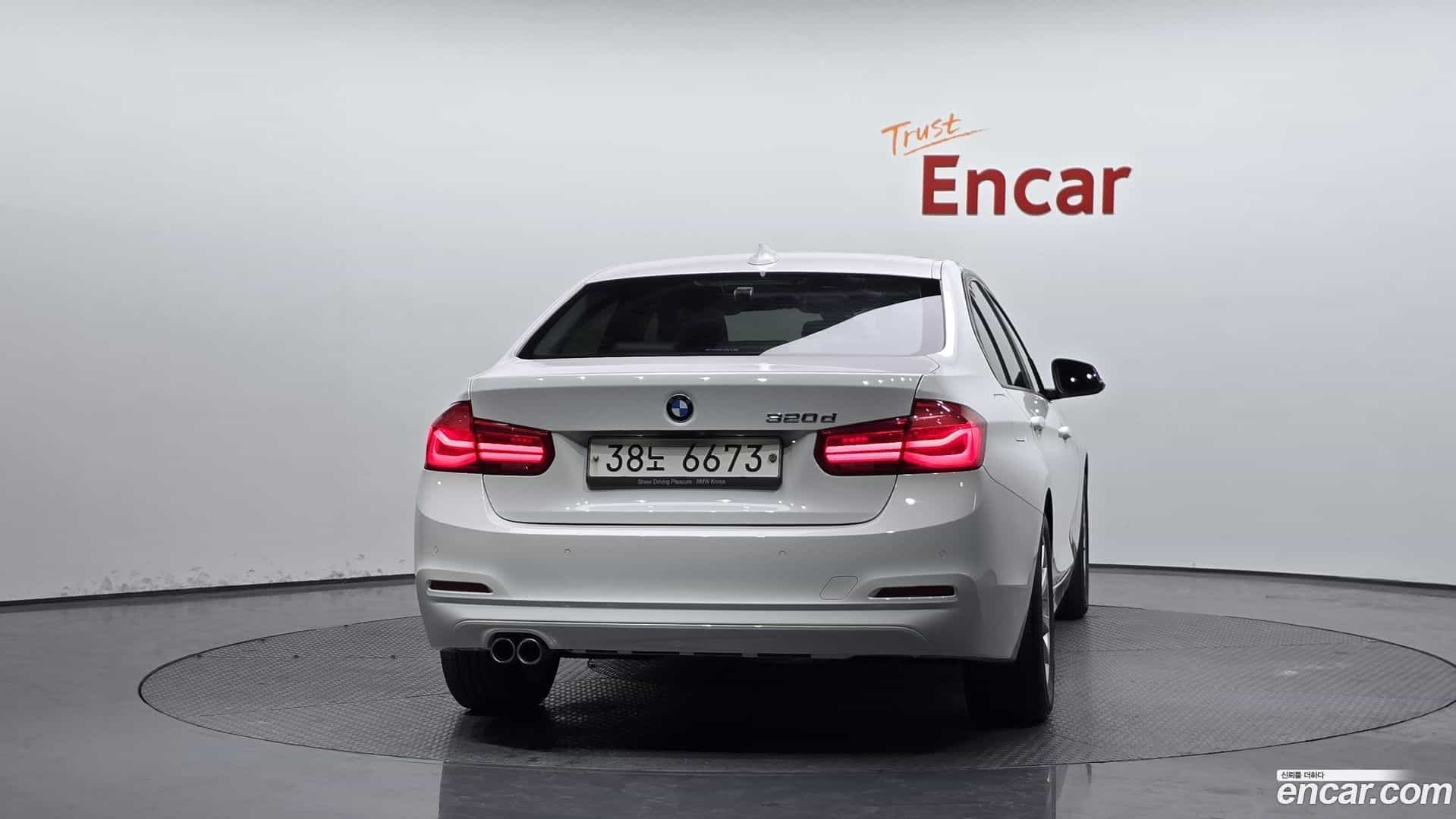 3-Series BMW 2018.2-OUTER-004